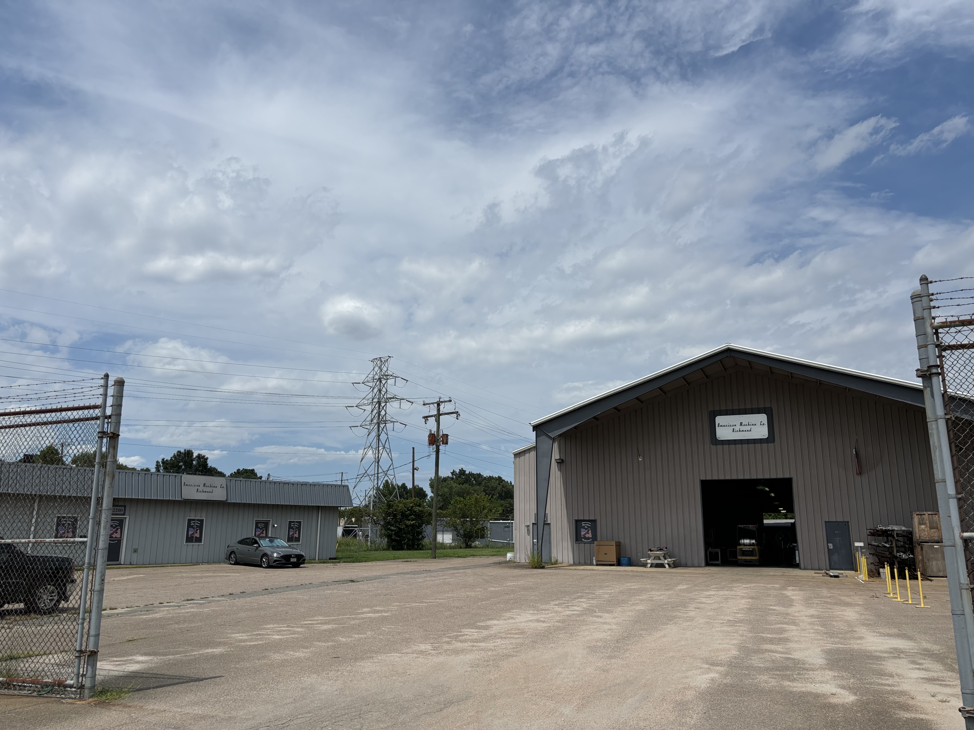 2200 Commerce Rd
