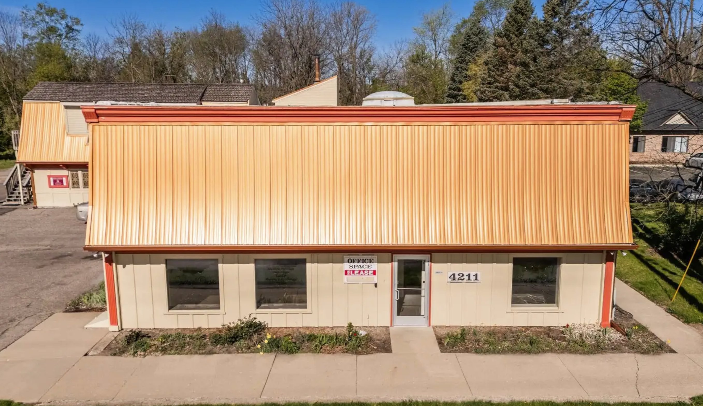 4211 Okemos Road, Okemos, MI 48864