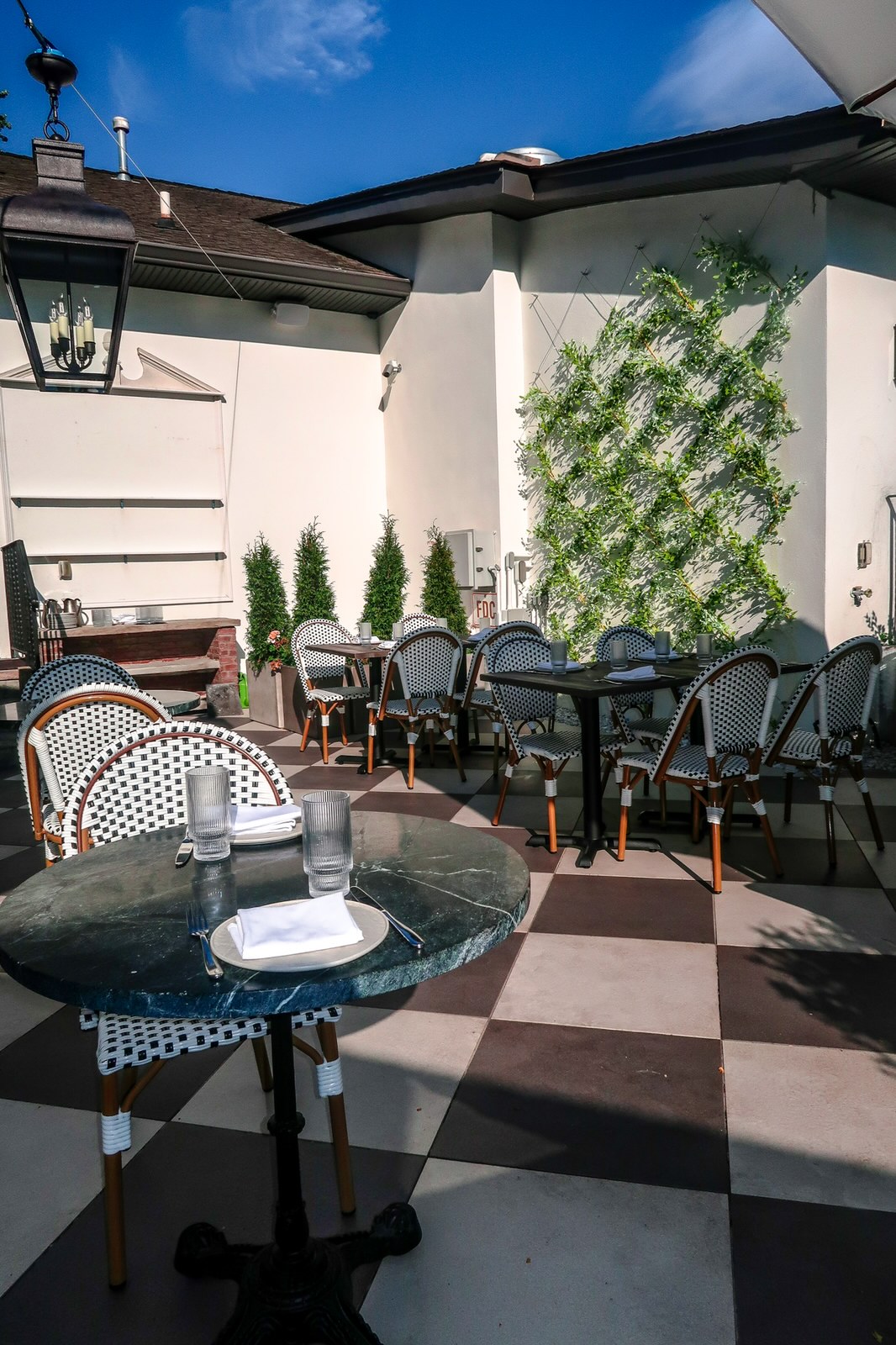 Bergen County Restaurant, Property and Liquor License