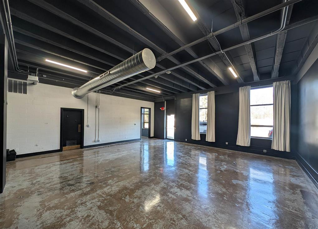 6035 Knoxville Avenue, Peoria, IL 61614