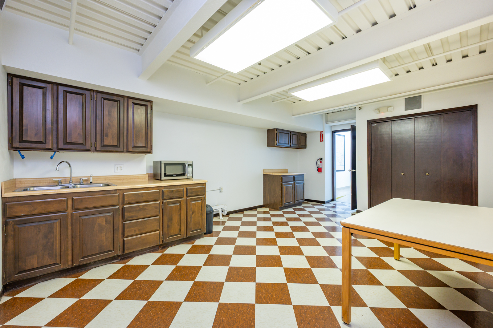 200 North 8th Avenue East, Newton, IA 50208