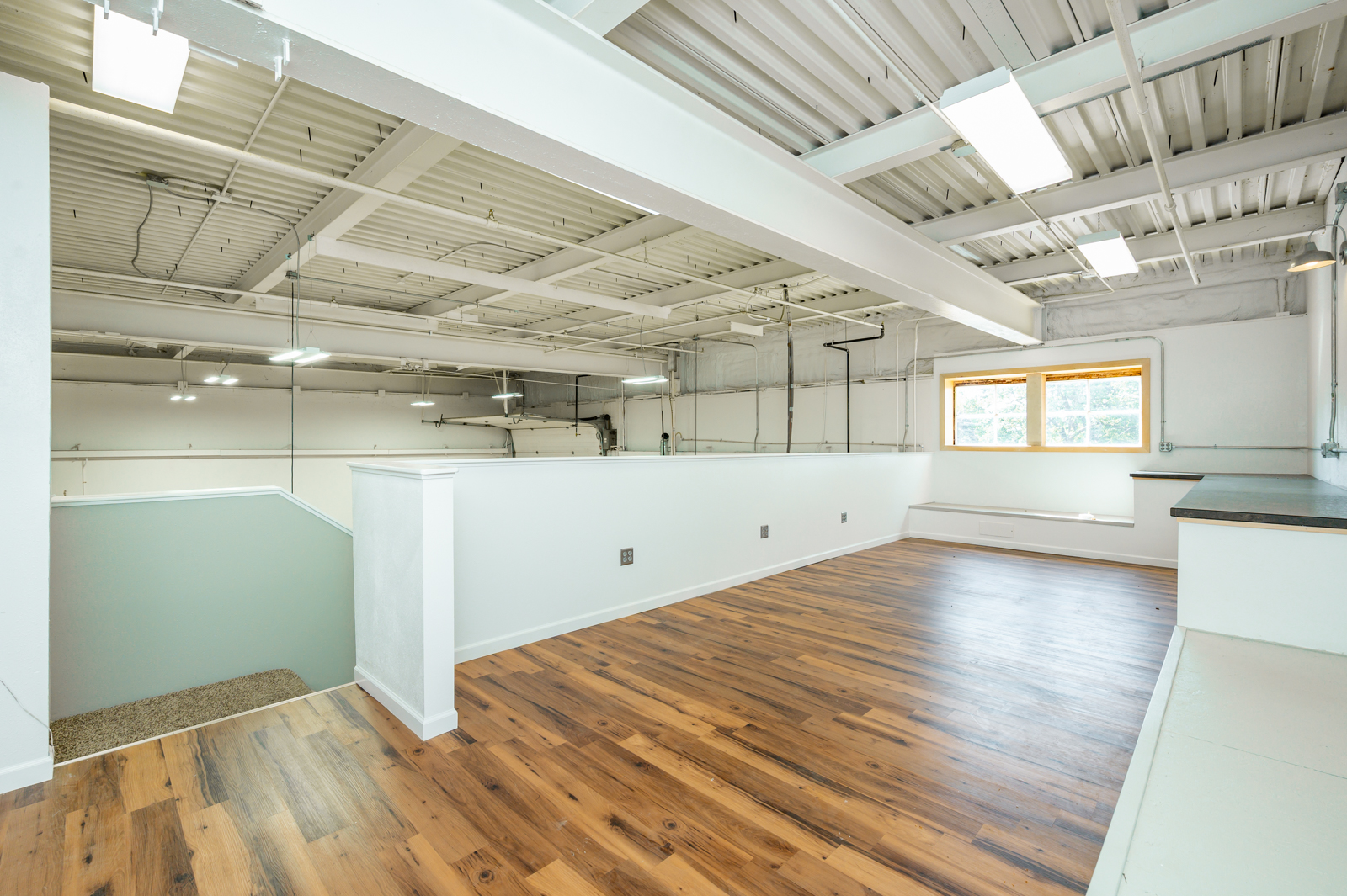 200 North 8th Avenue East, Newton, IA 50208