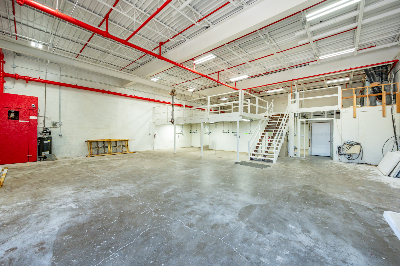 200 North 8th Avenue East, Newton, IA 50208