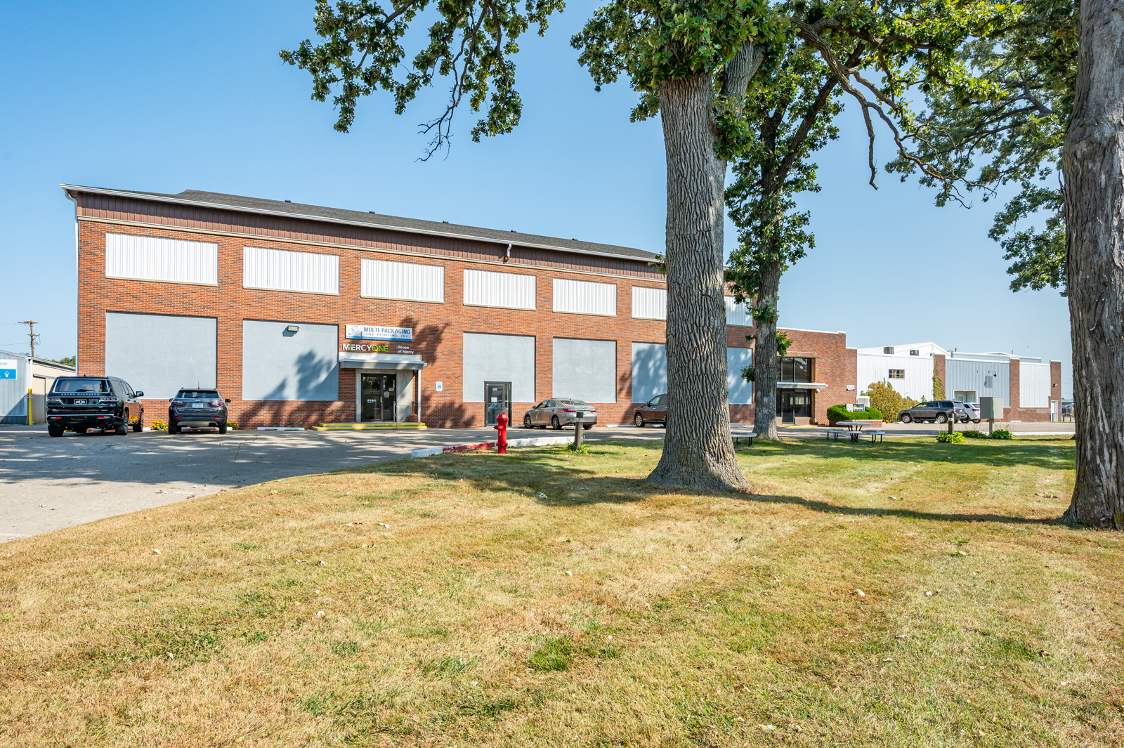 200 North 8th Avenue East, Newton, IA 50208