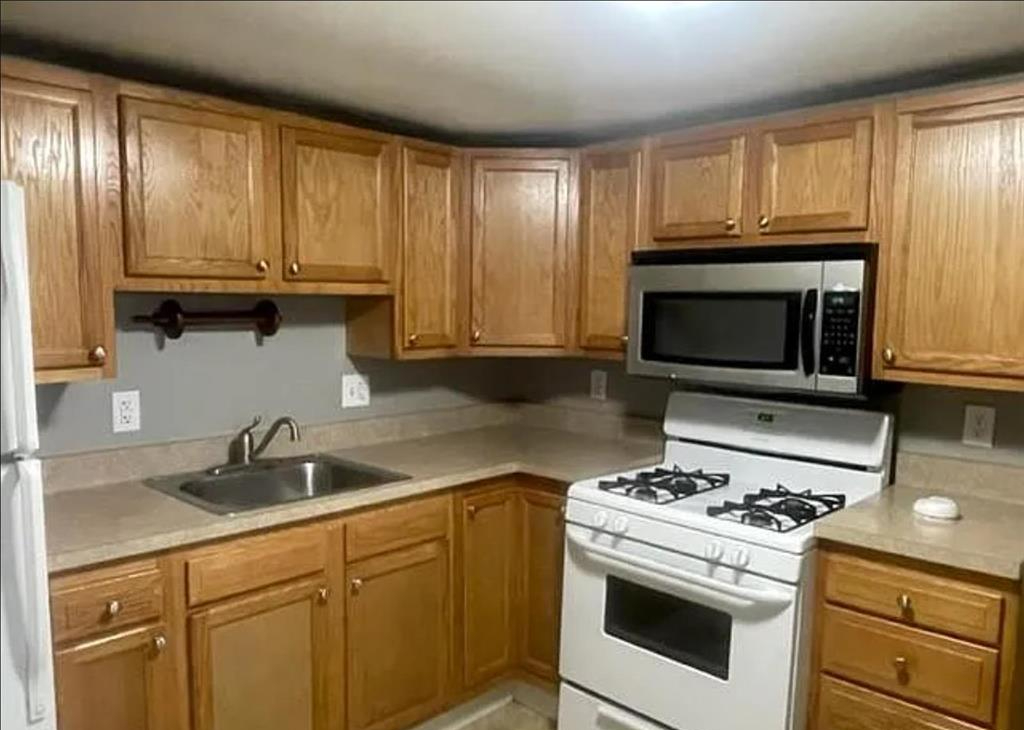 522 North Main Street, Hanna City, IL 61536