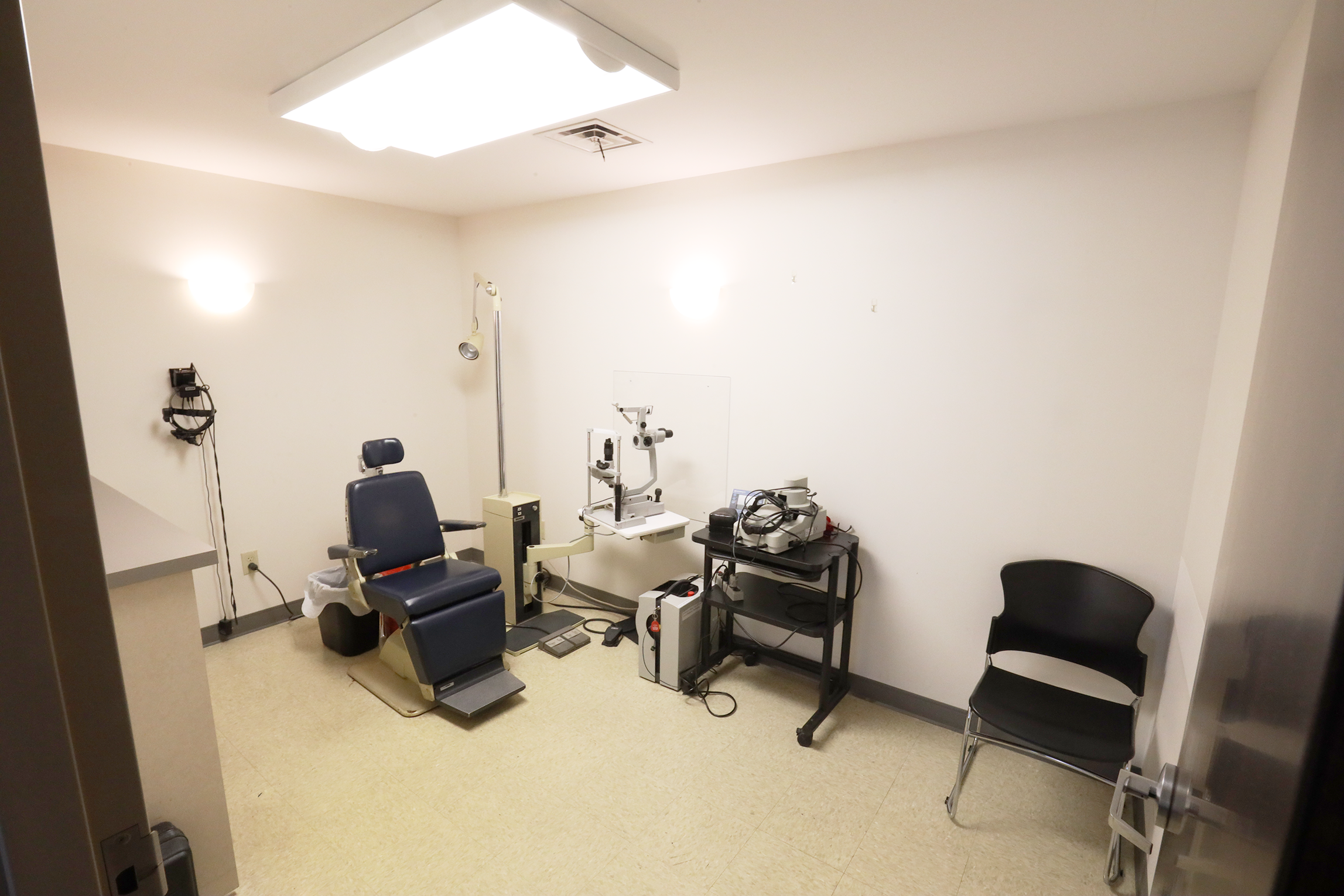 17534 Royalton Road, Strongsville, OH 44136