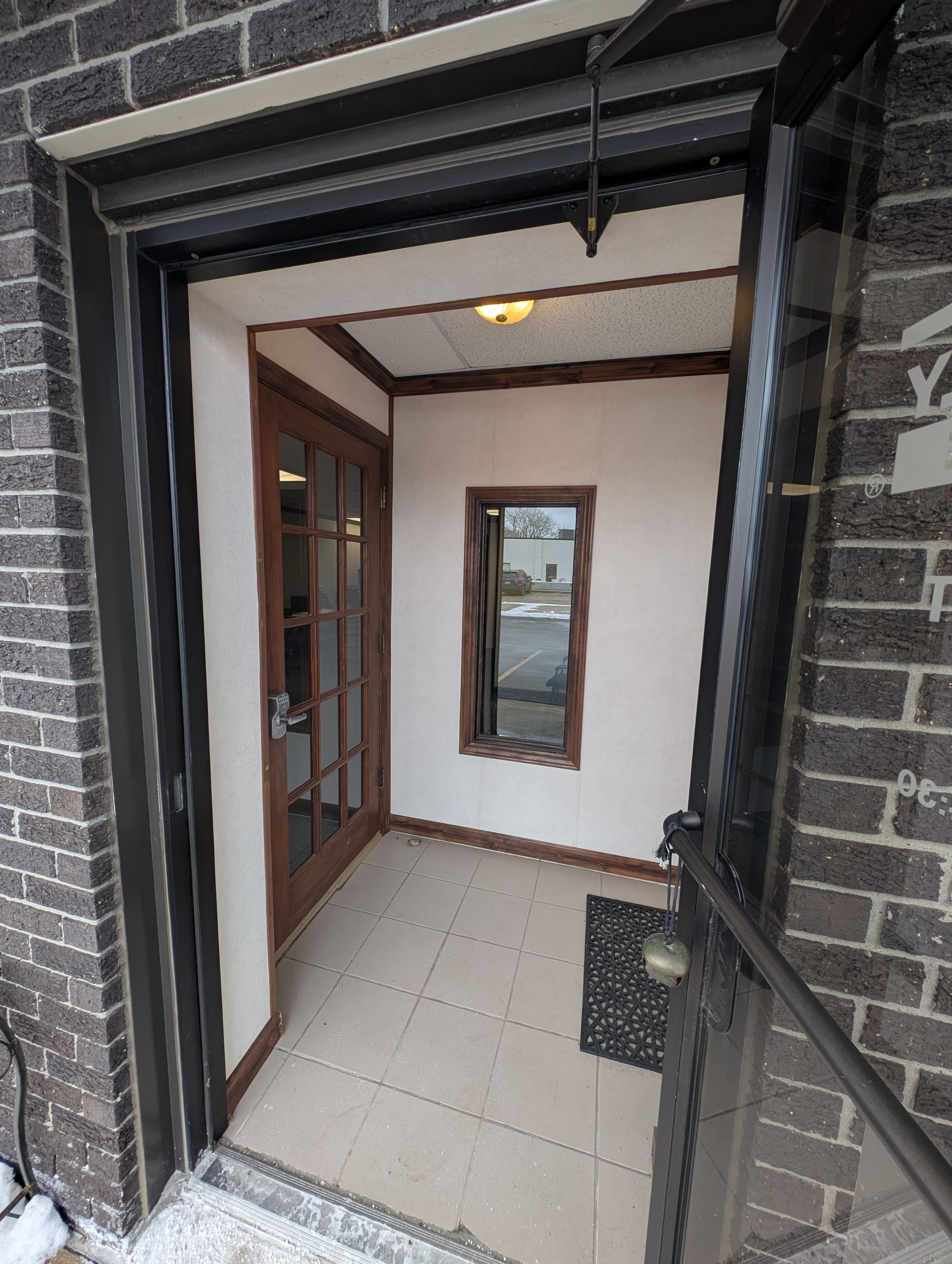 1605 West Candletree Drive, Peoria, IL 61614