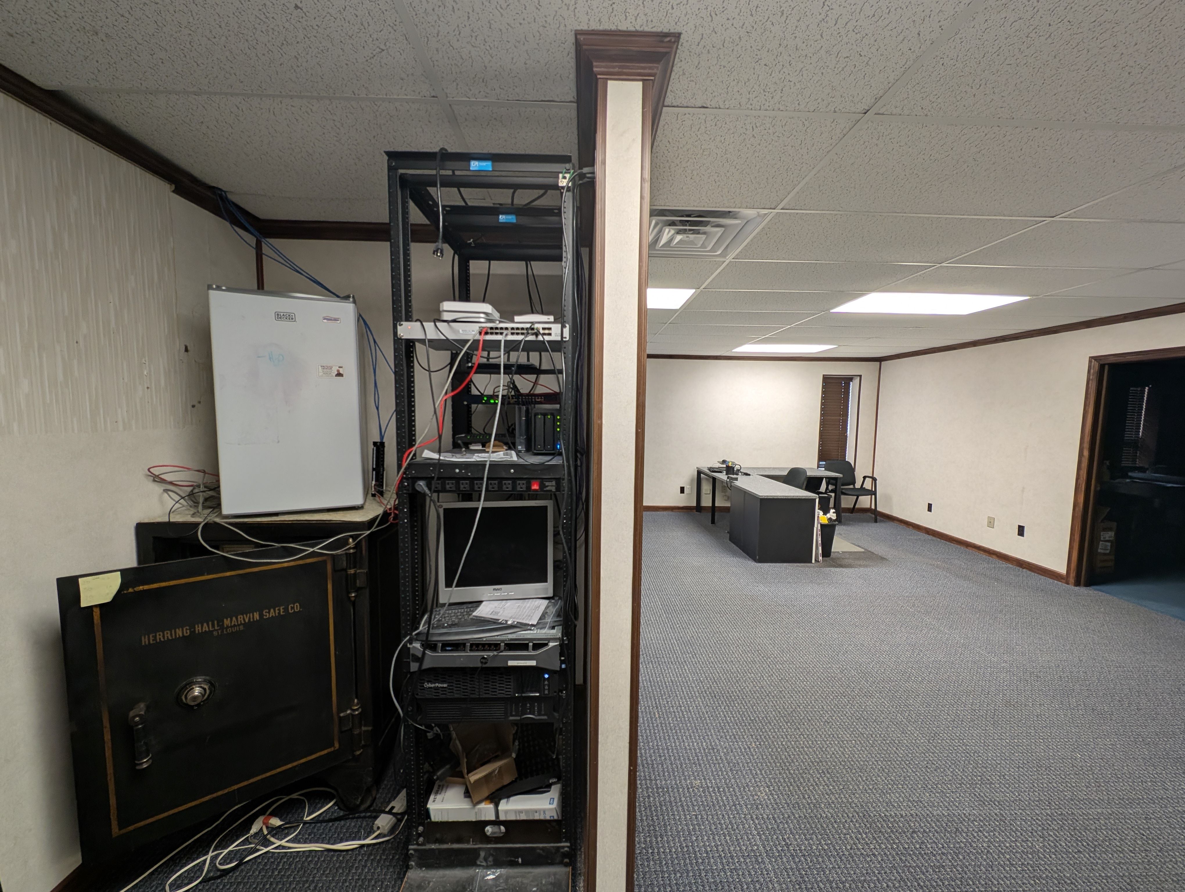 1605 West Candletree Drive, Peoria, IL 61614