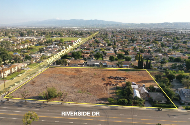 6033 Riverside Drive, Chino, CA 91710