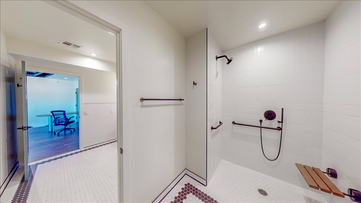 401 East Grand Avenue, Escondido, CA 92025