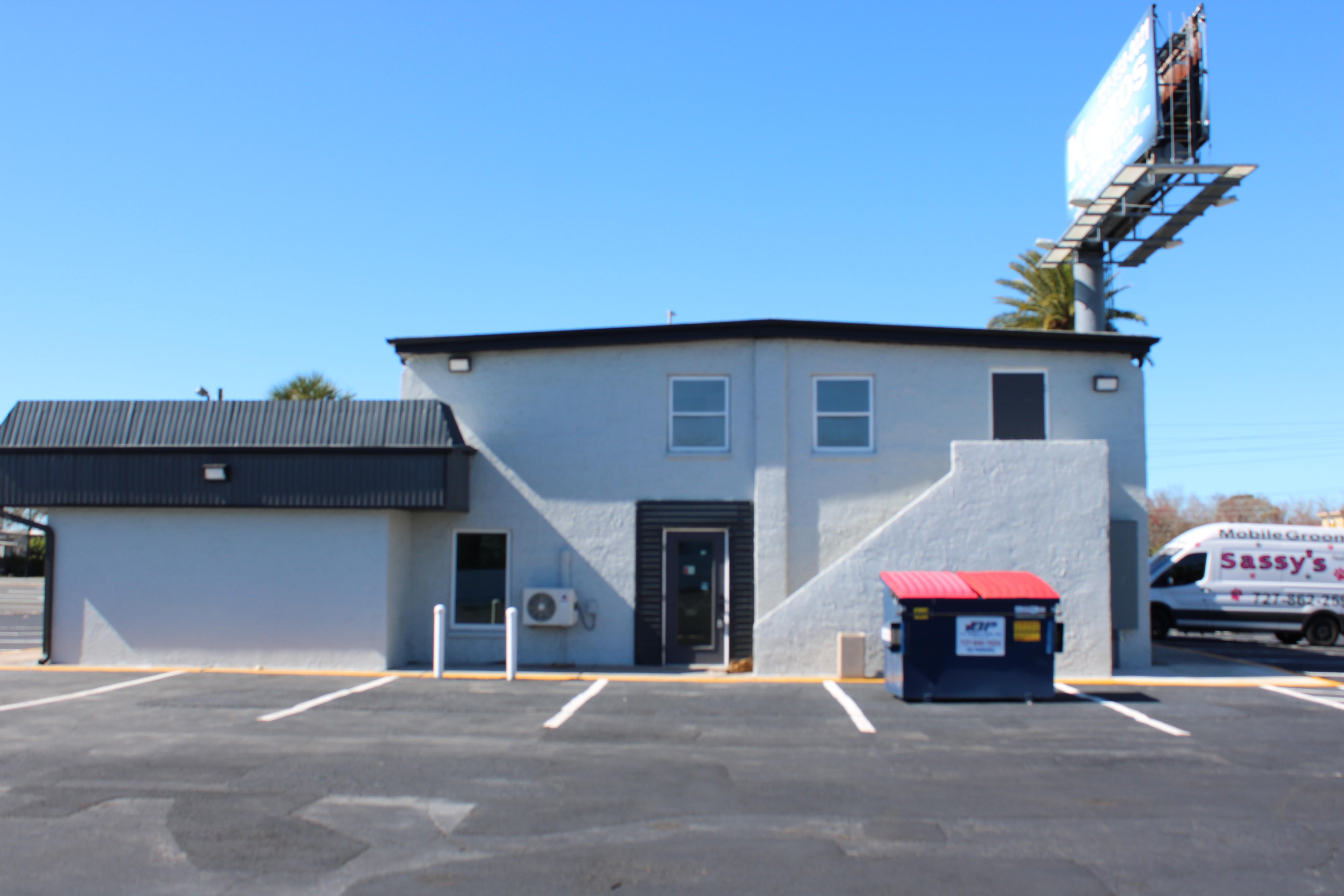 1518 U.S. 19, Holiday, FL 34691