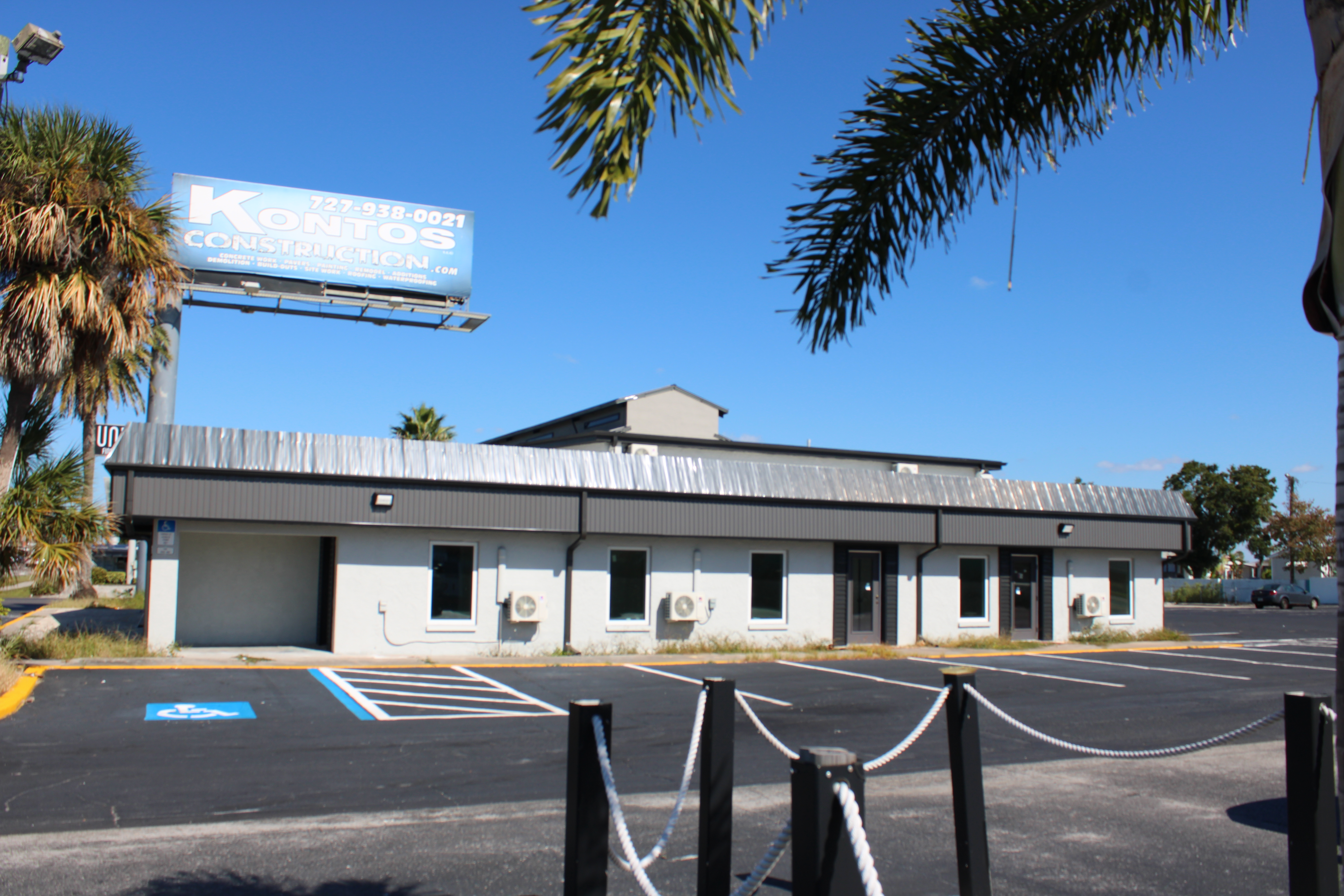 1518 U.S. 19, Holiday, FL 34691