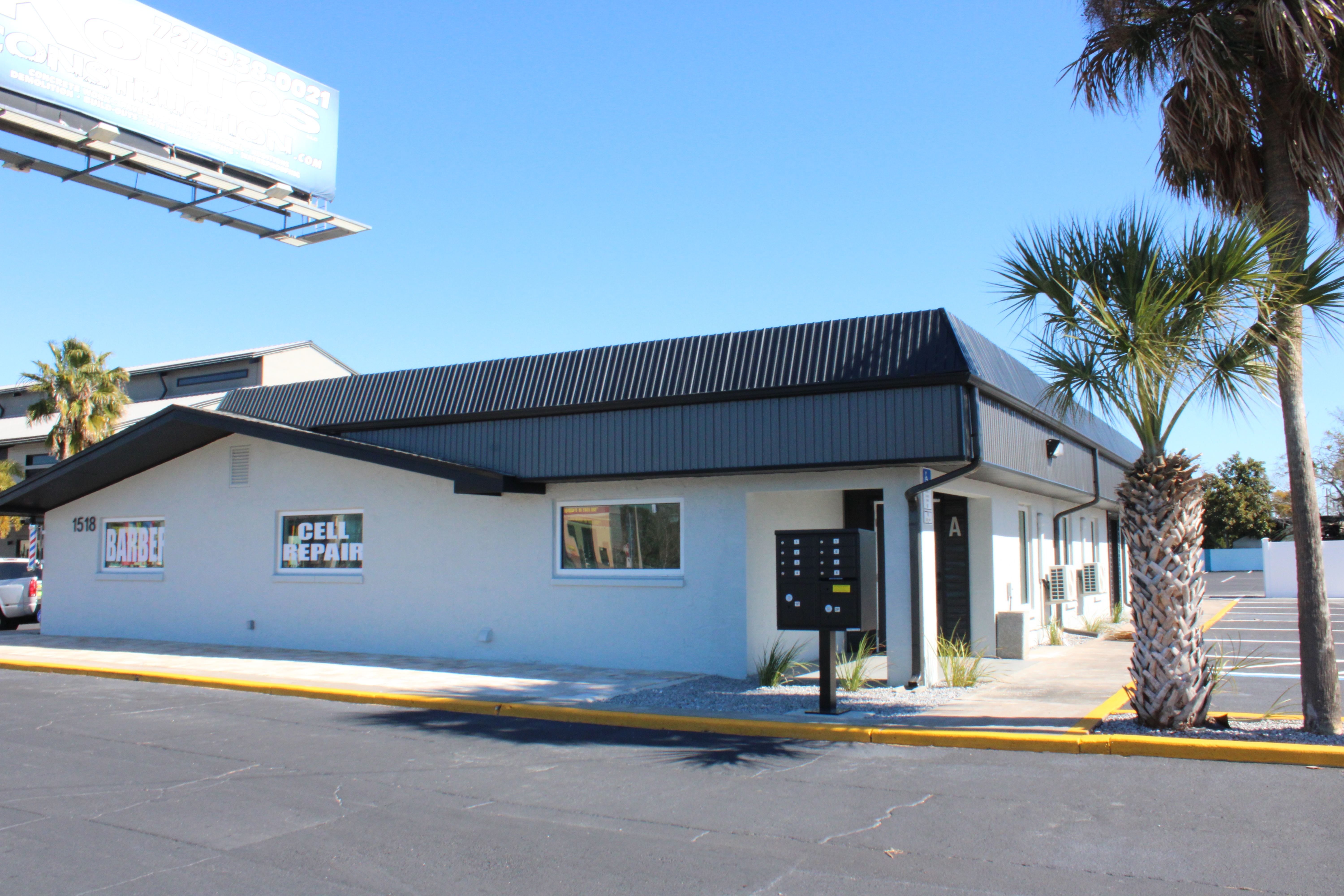 1518 U.S. 19, Holiday, FL 34691