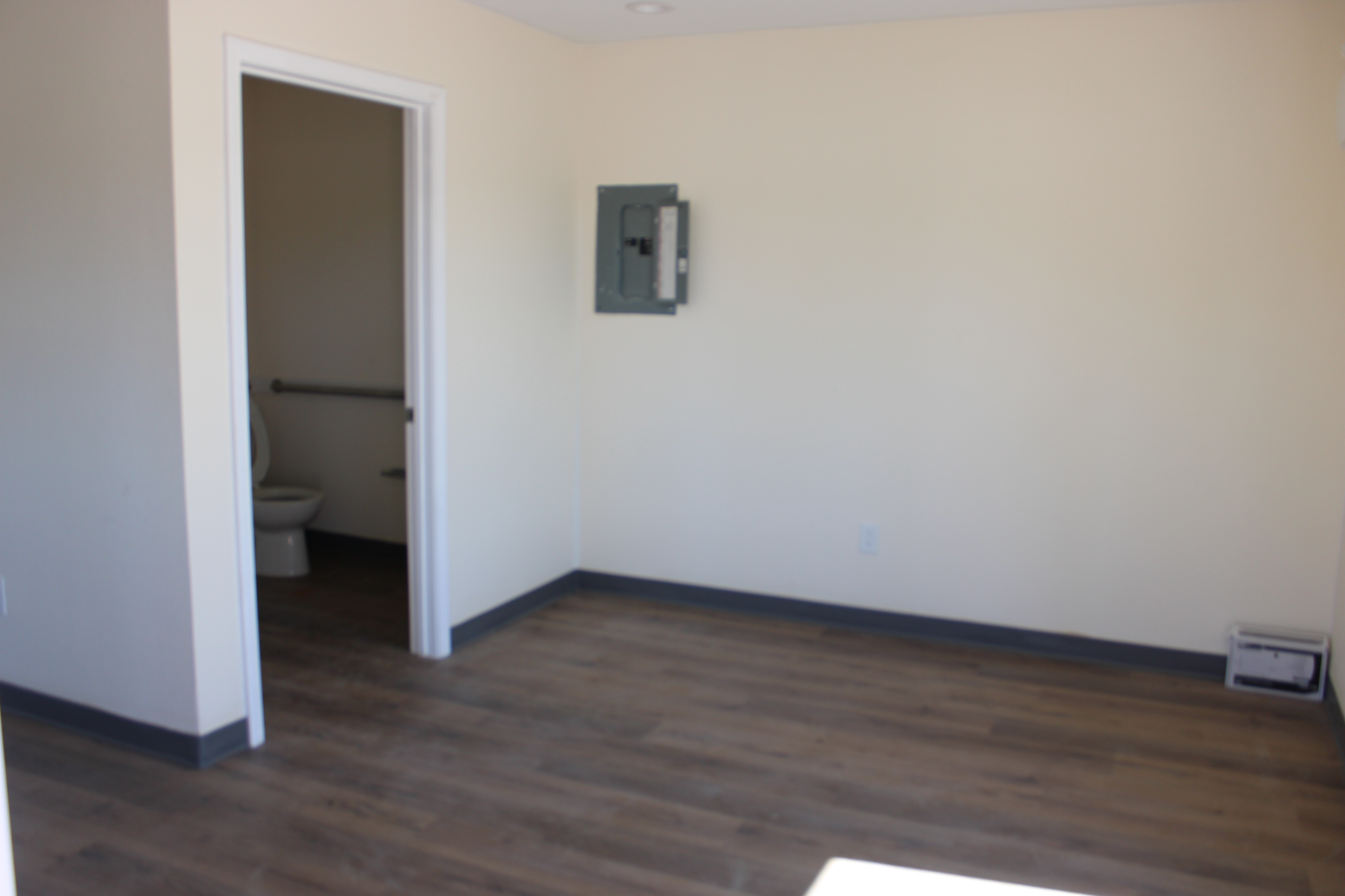 1518 U.S. 19, Holiday, FL 34691