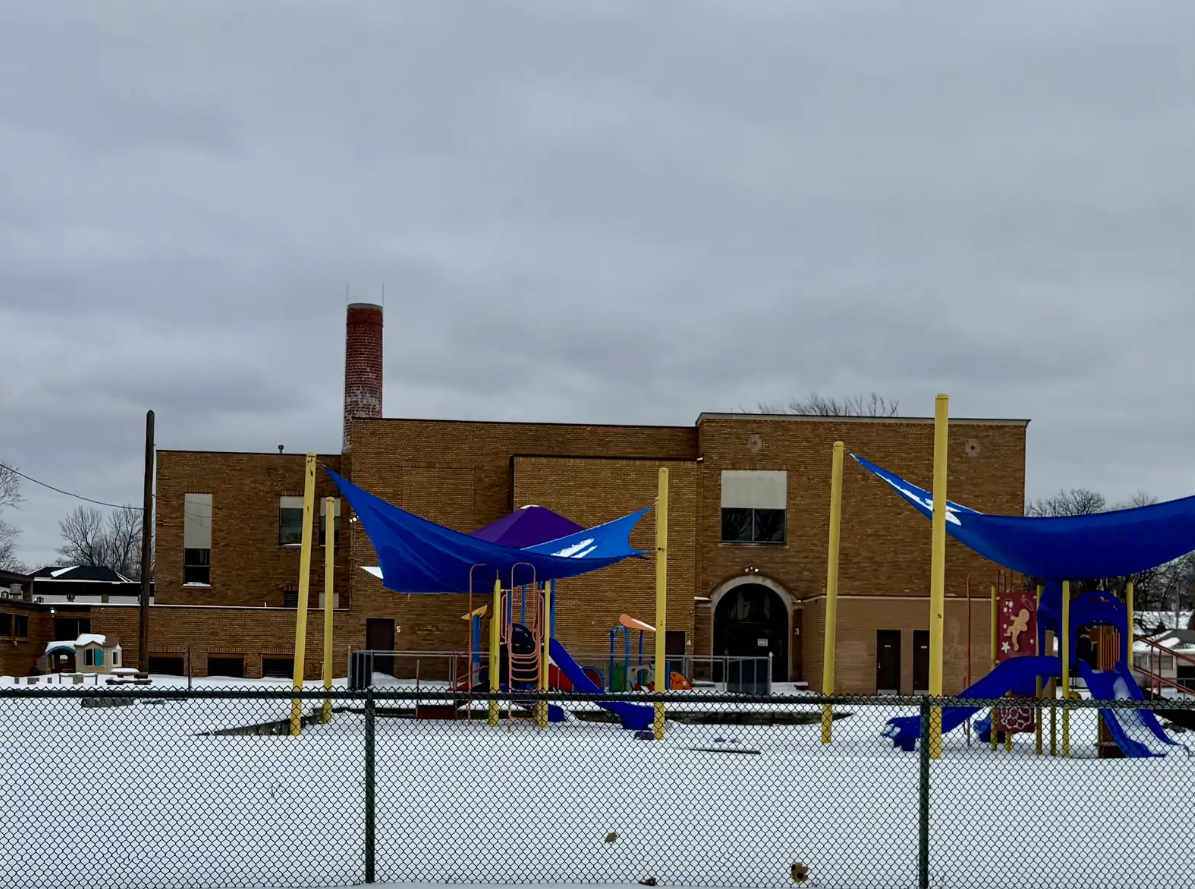 609 North Verlinden Avenue, Lansing, MI 48915