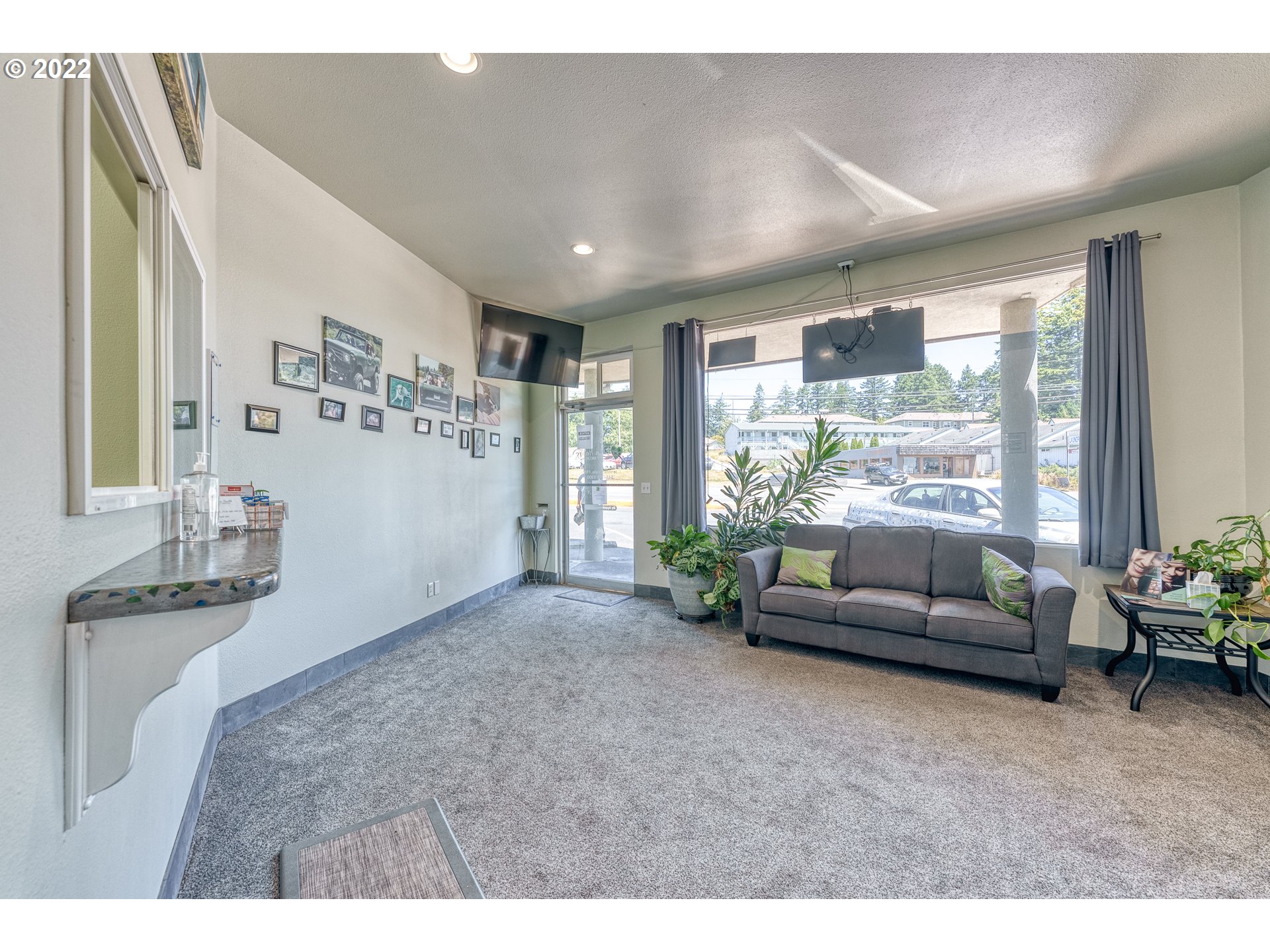 1111 Chetco Avenue, Brookings, OR 97415
