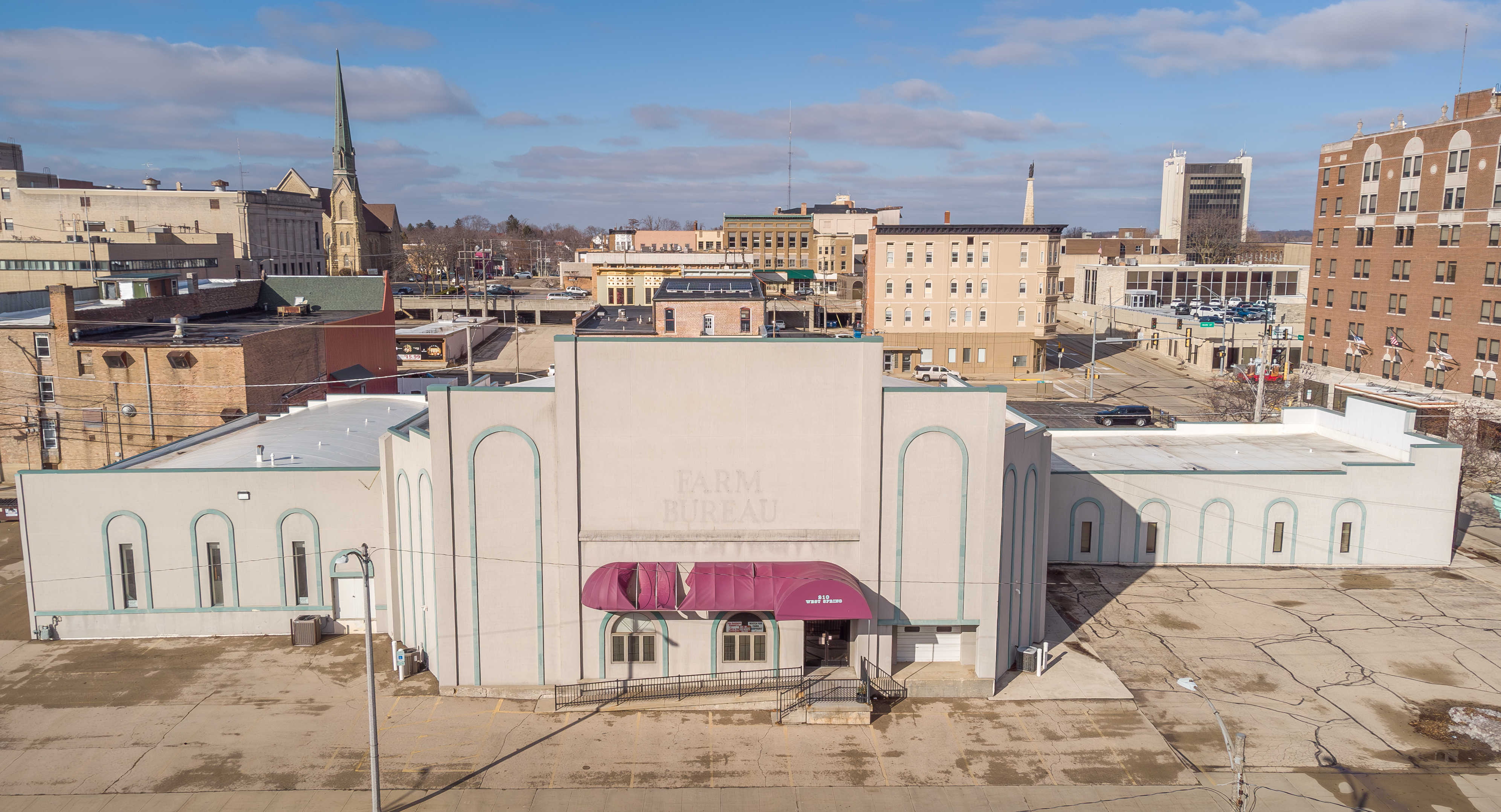 210 West Spring Street, Freeport, IL 61032