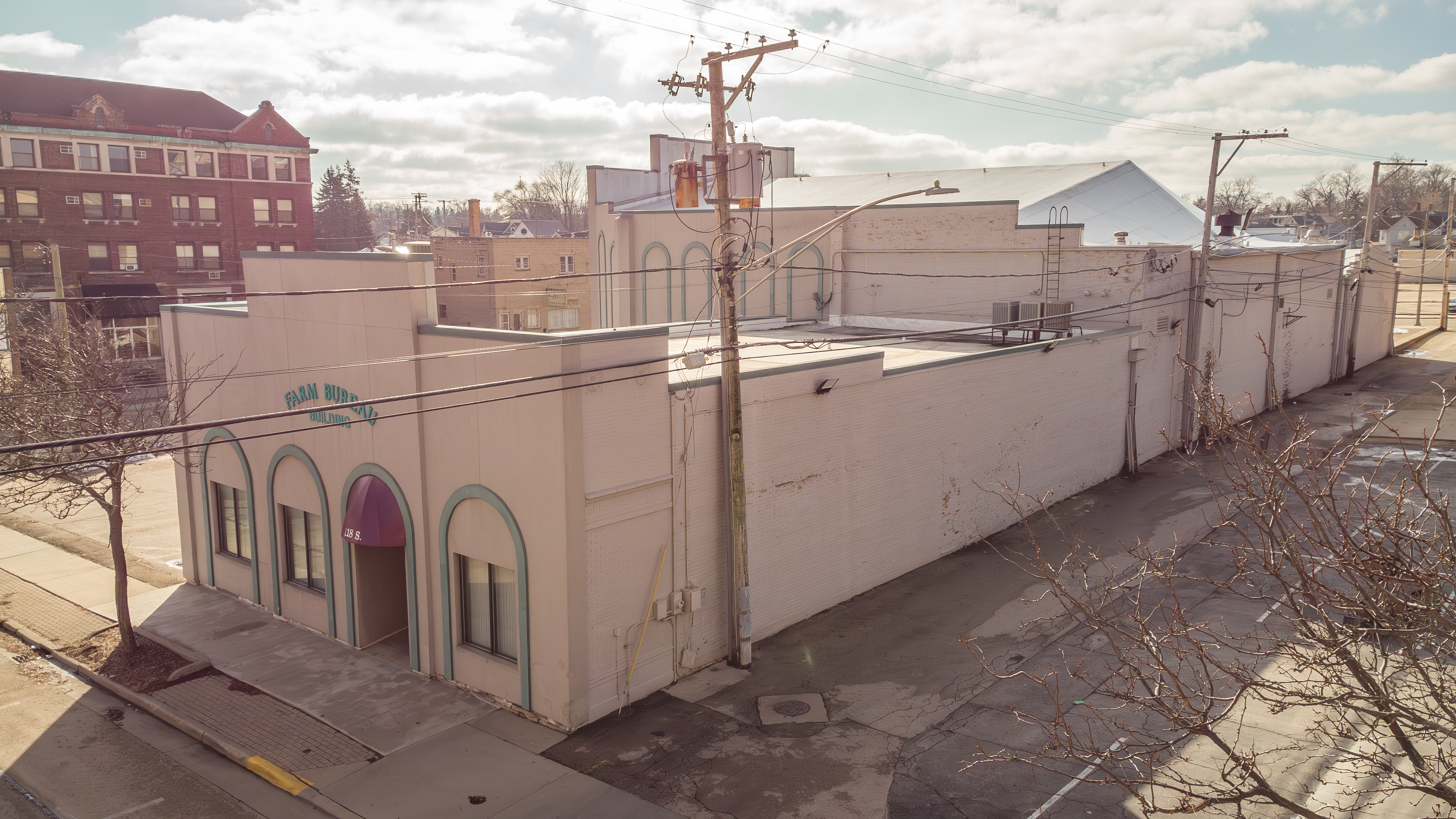 210 West Spring Street, Freeport, IL 61032