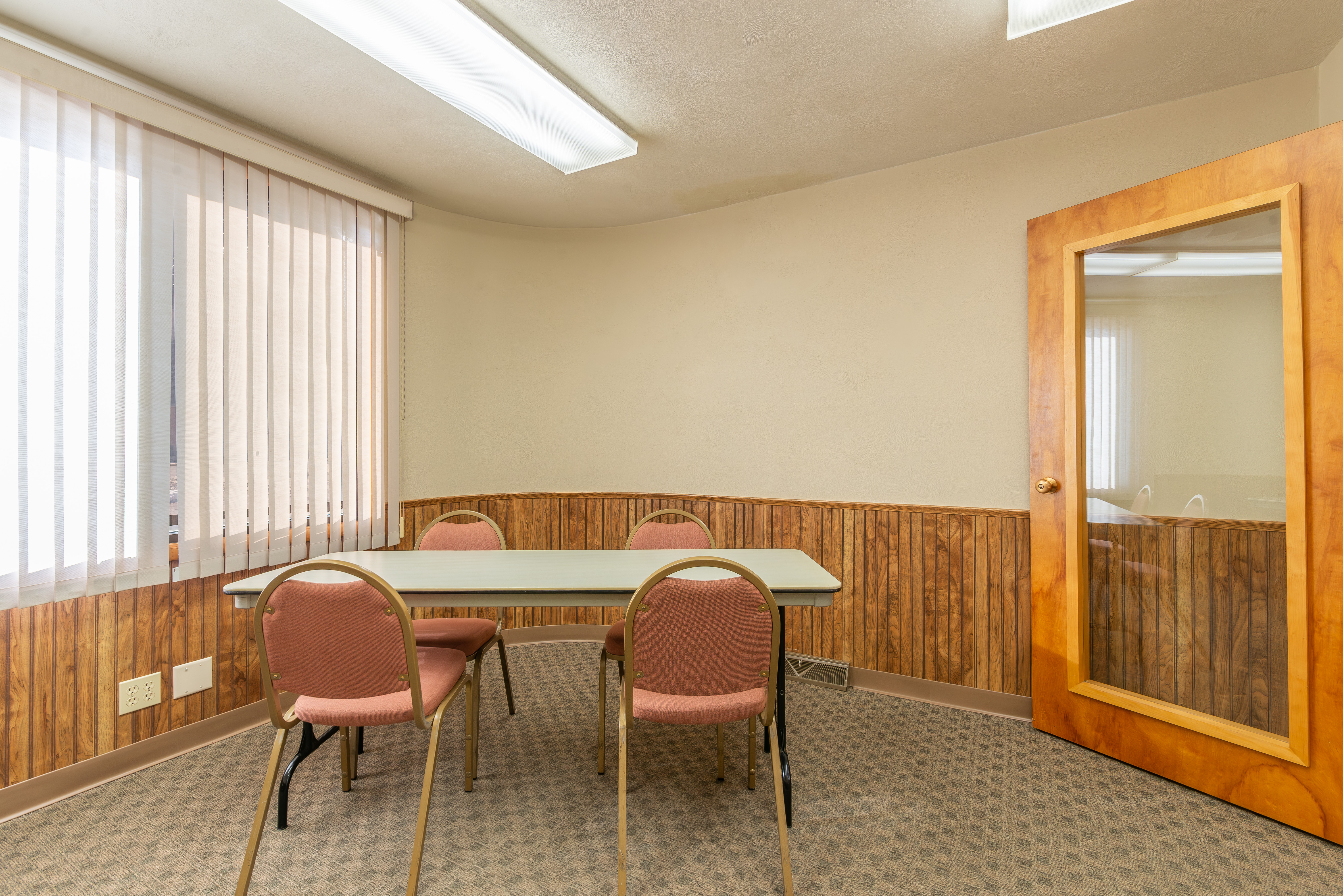 210 West Spring Street, Freeport, IL 61032