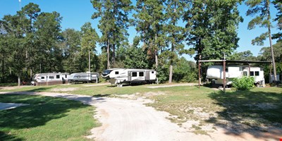 East 2 West RV Park — Sale in Willis, TX, photo 3 of 8
