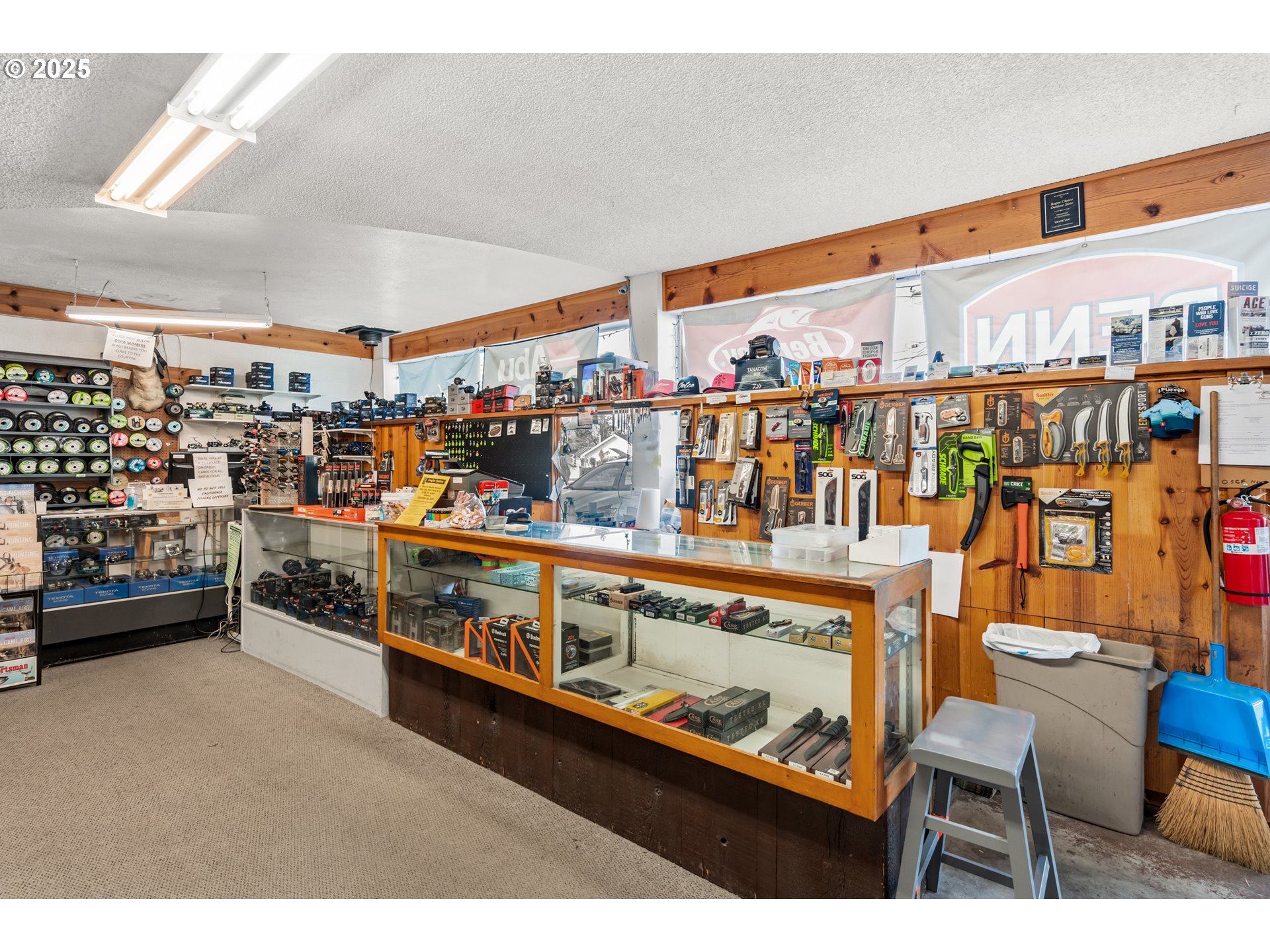 16218 West Hoffeldt Lane, Brookings, OR 97415