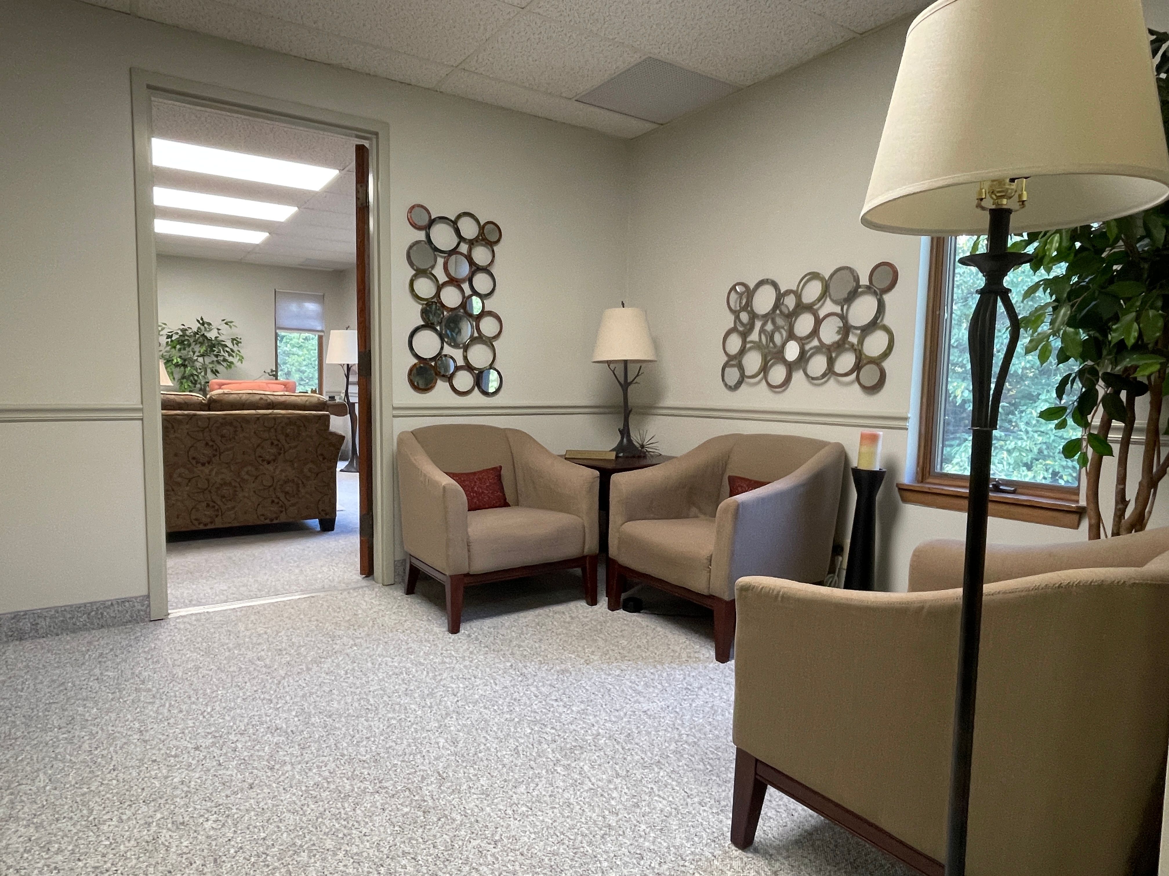 5113 North Executive Drive, Peoria, IL 61614