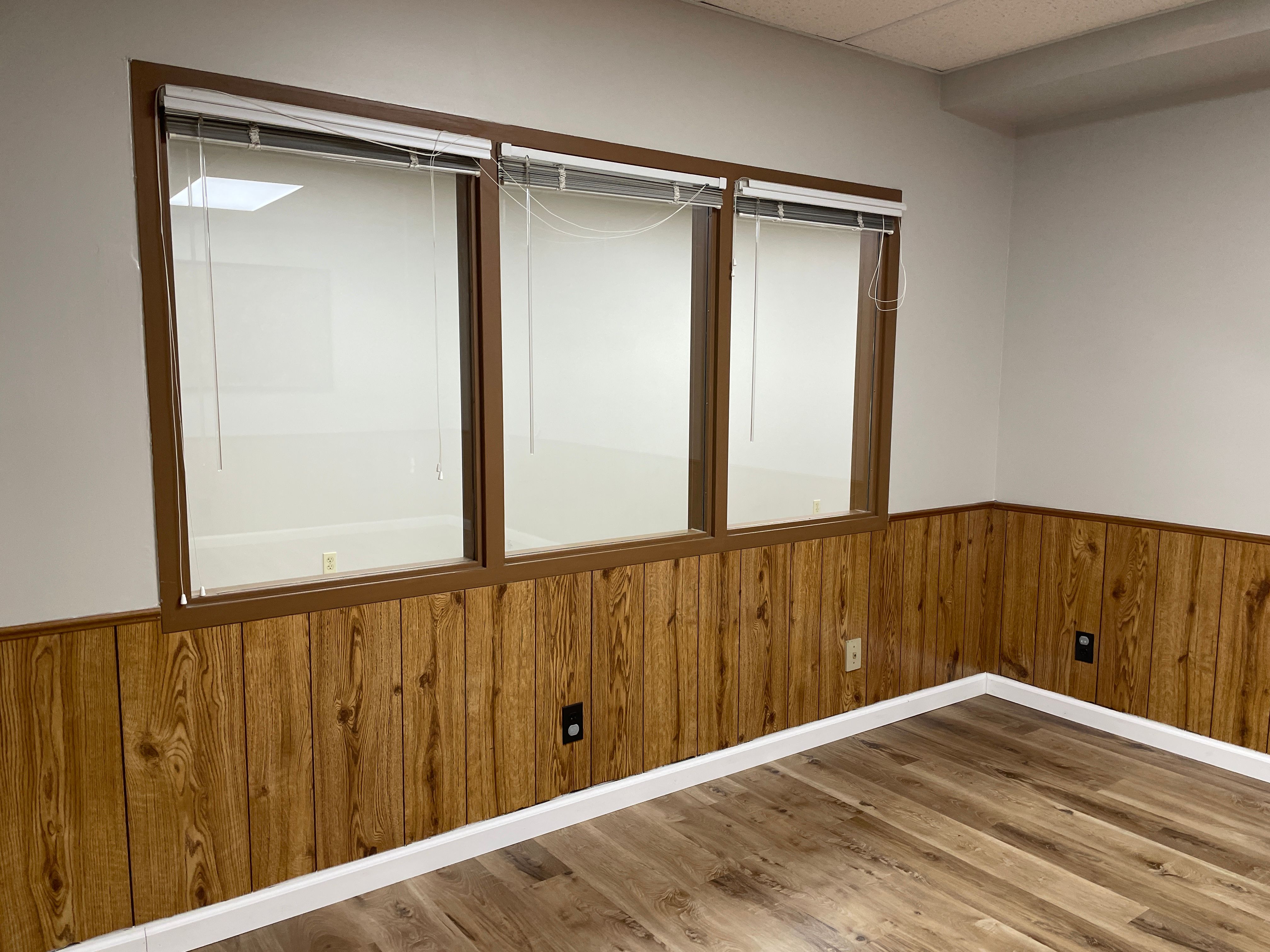 5113 North Executive Drive, Peoria, IL 61614