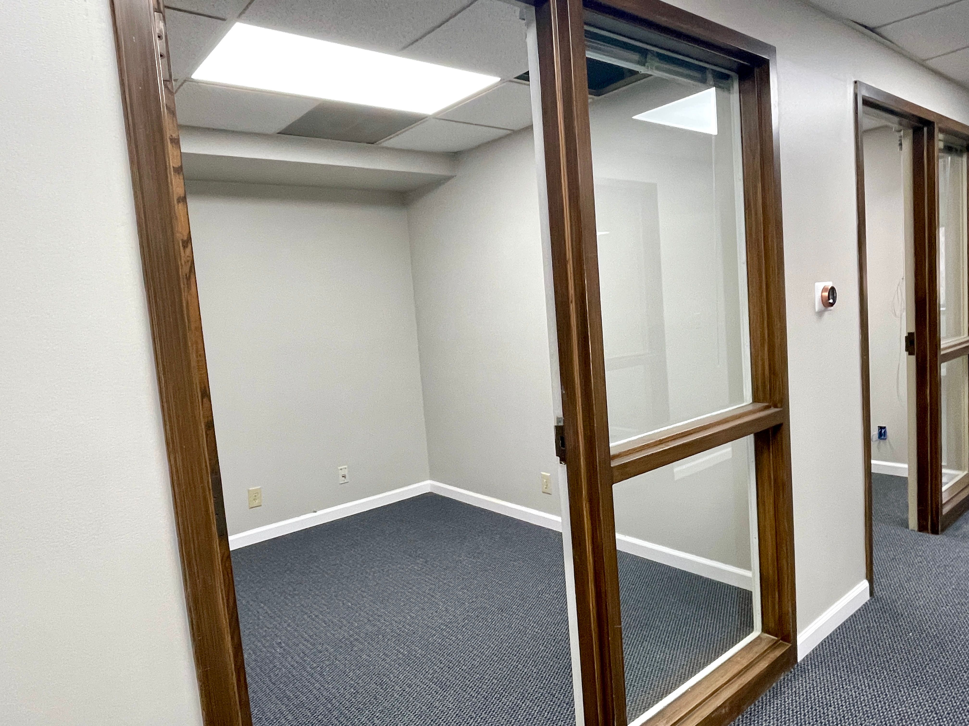 5113 North Executive Drive, Peoria, IL 61614