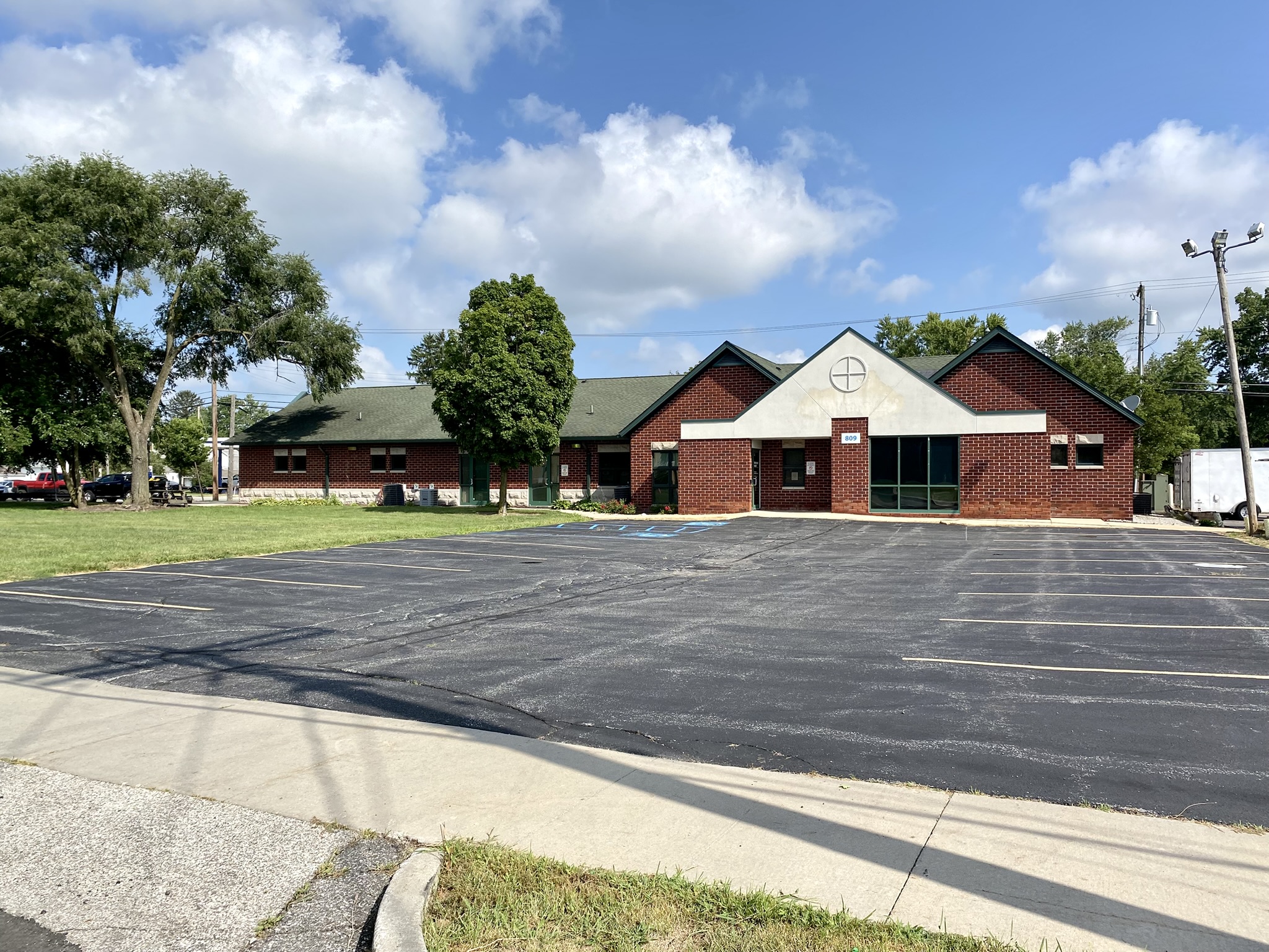 808 East Lincolnway, Valparaiso, IN 46383