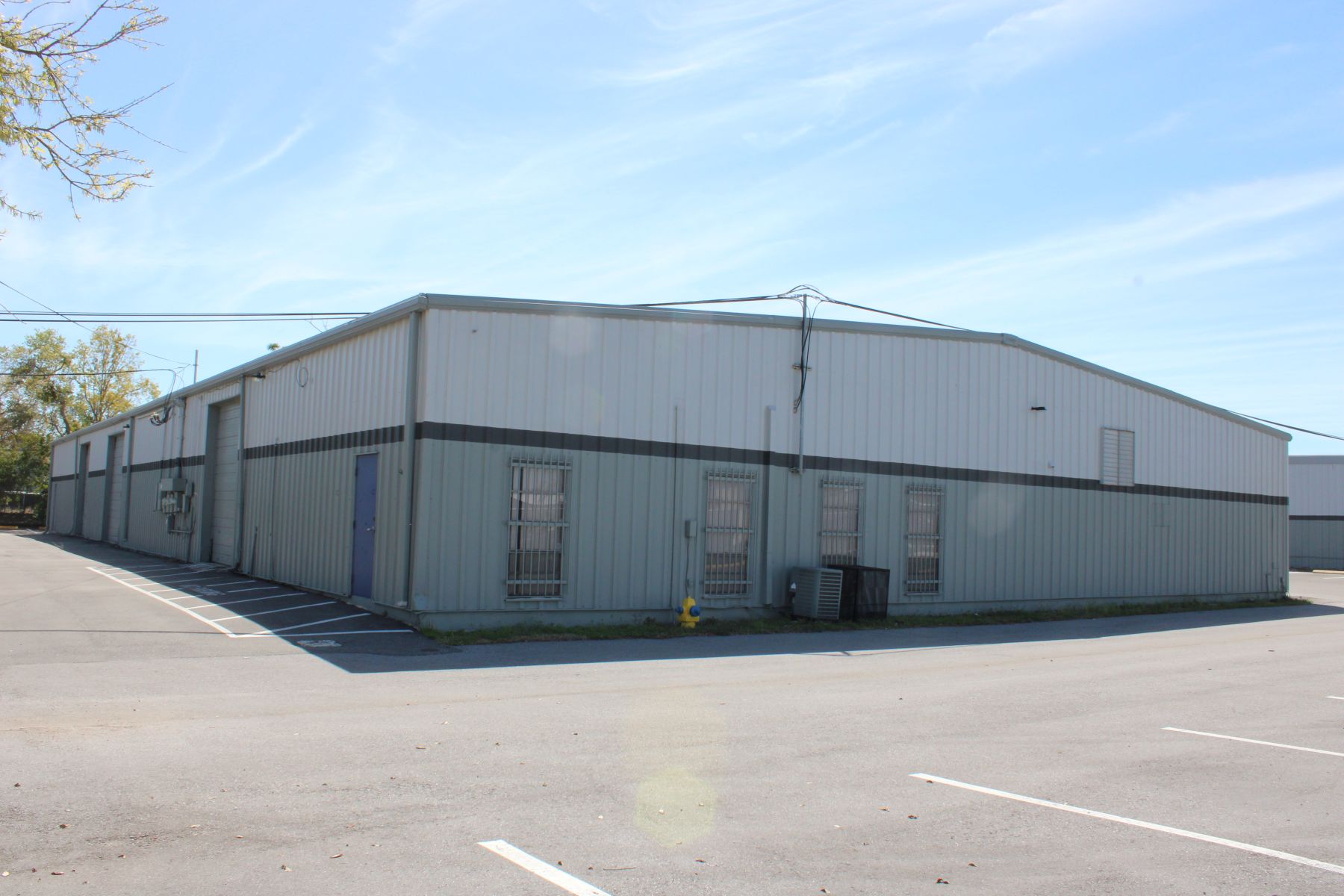 1400 L and R Industrial Boulevard, Tarpon Springs, FL 34689