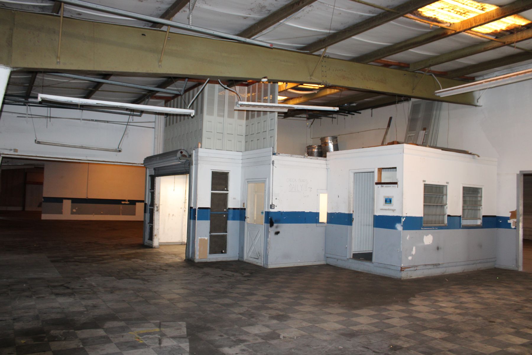 1400 L and R Industrial Boulevard, Tarpon Springs, FL 34689