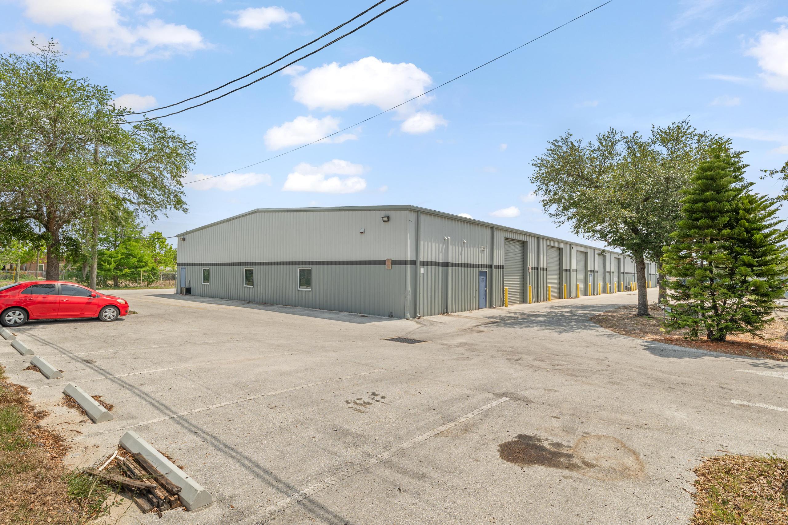 1400 L and R Industrial Boulevard, Tarpon Springs, FL 34689