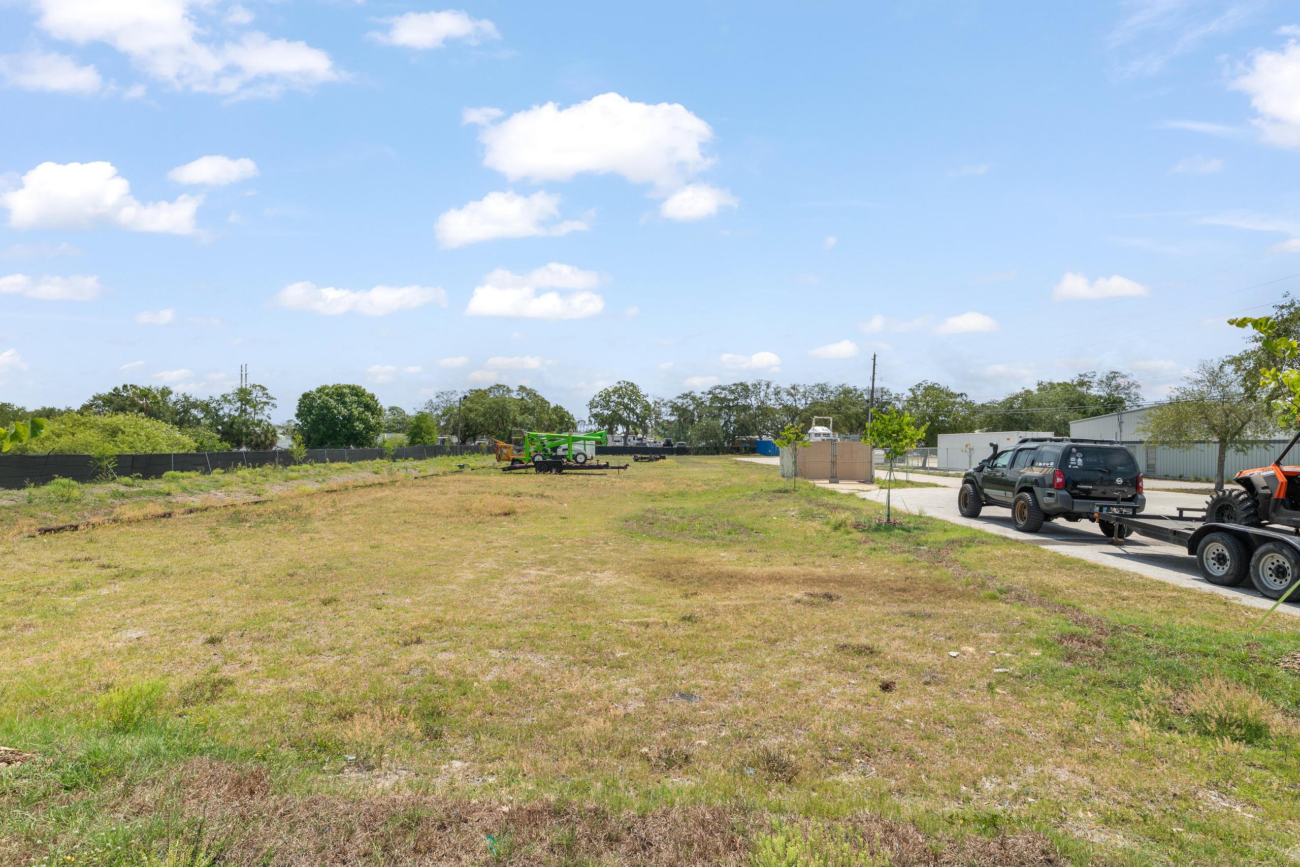 1400 L and R Industrial Boulevard, Tarpon Springs, FL 34689
