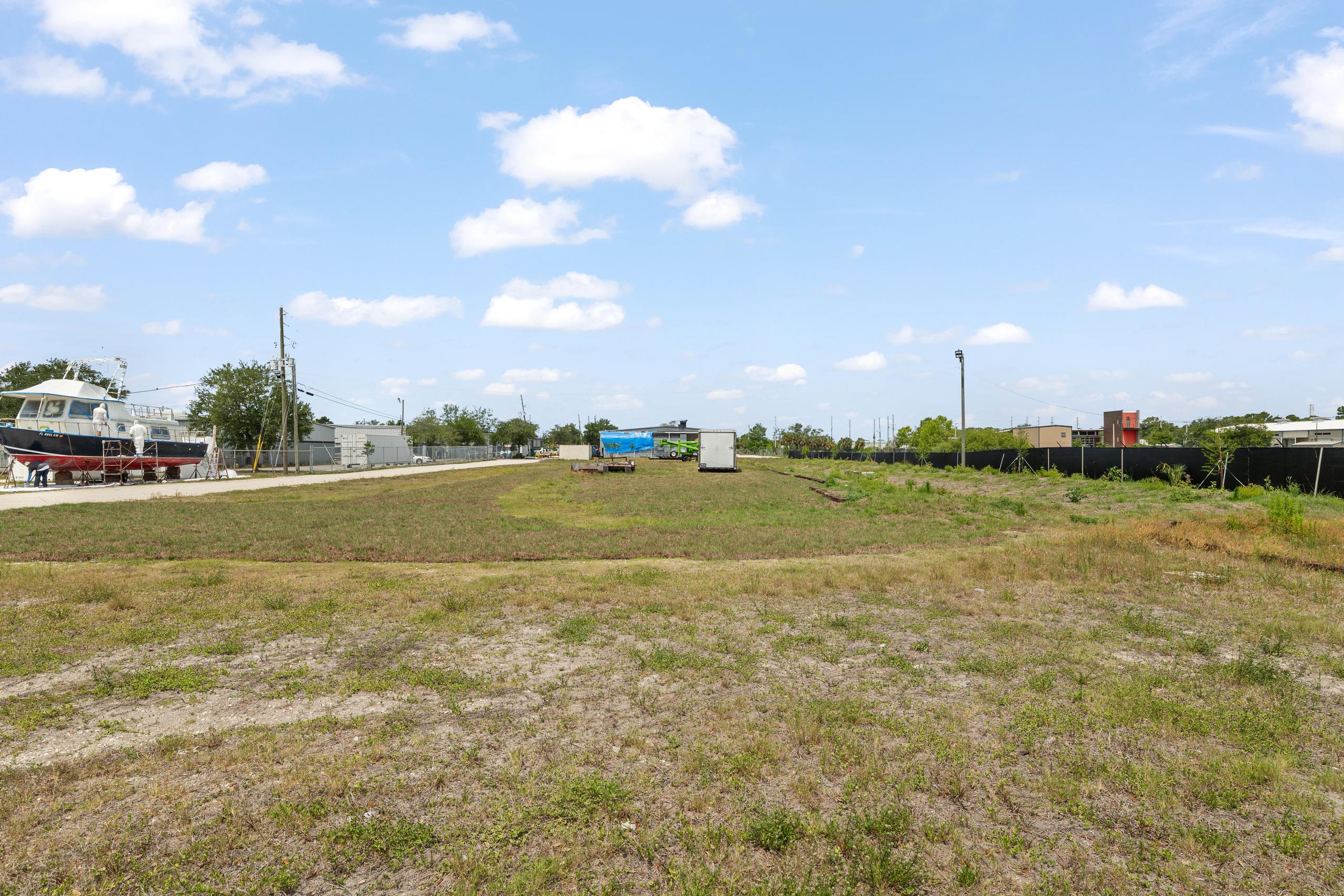 1400 L and R Industrial Boulevard, Tarpon Springs, FL 34689