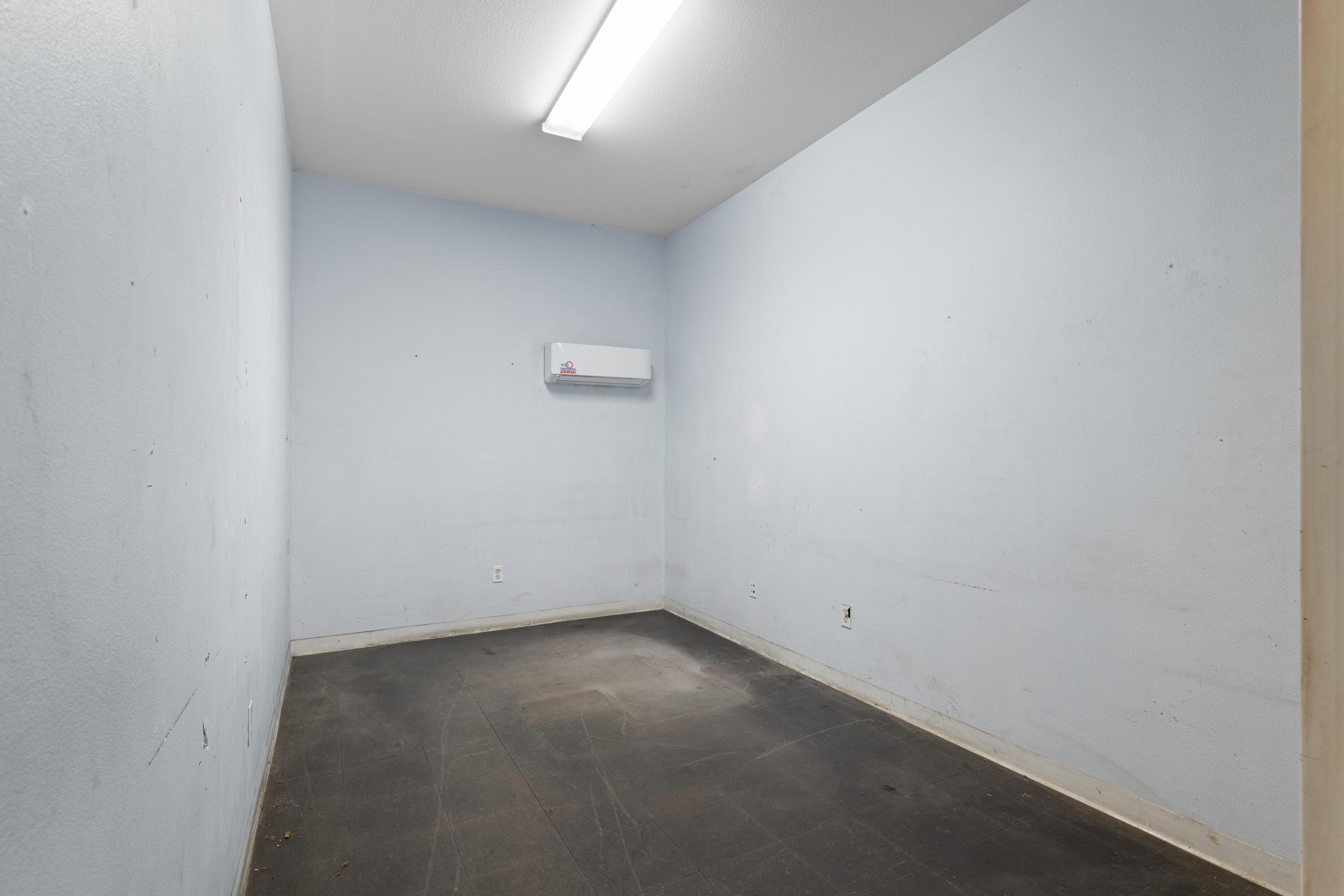 1400 L and R Industrial Boulevard, Tarpon Springs, FL 34689