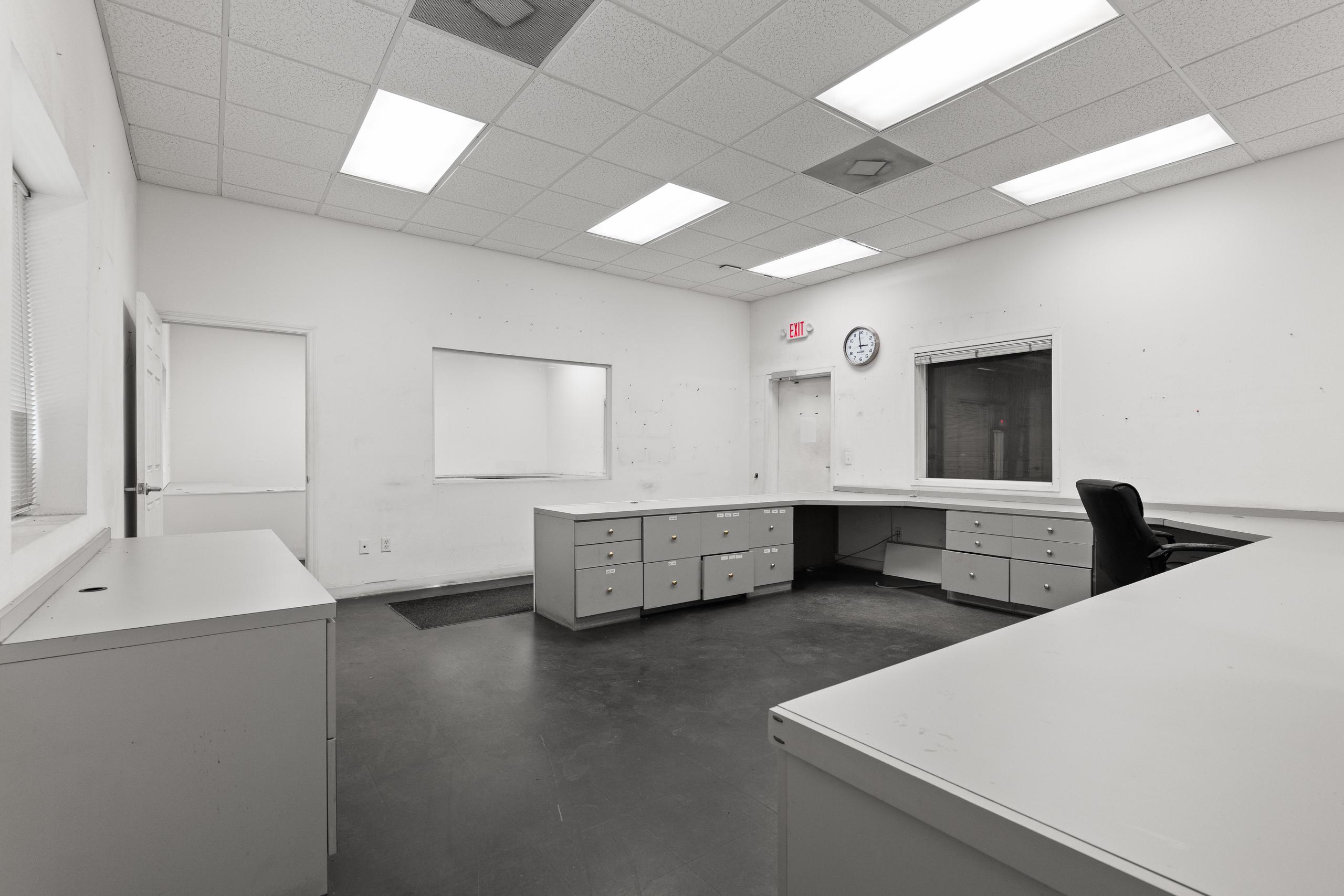1400 L and R Industrial Boulevard, Tarpon Springs, FL 34689