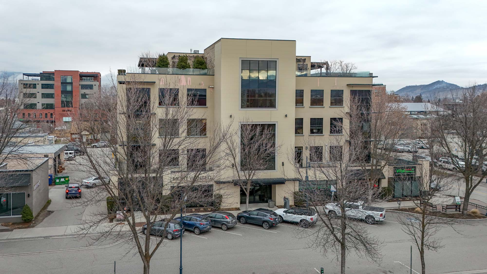 550 West Avenue, Kelowna, BC V1Y 4Z4, Canada