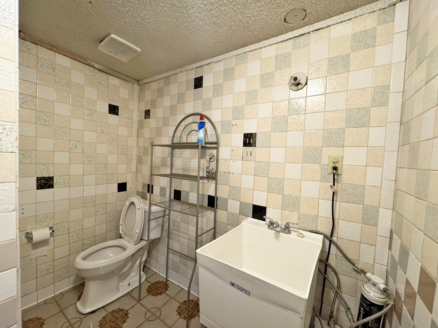 1325 South Saint Louis Avenue, Loveland, CO 80537