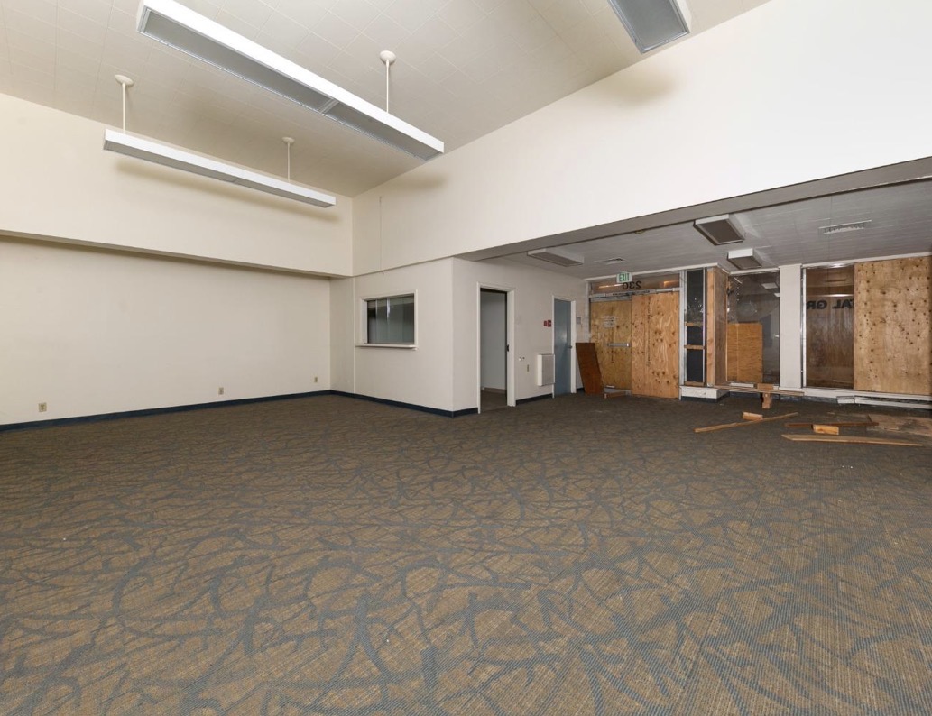 230 North California Street, Lodi, CA 95240