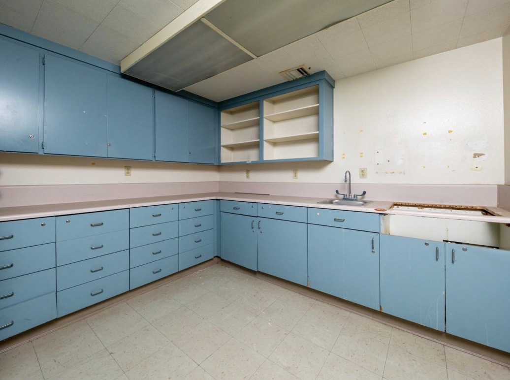 230 North California Street, Lodi, CA 95240