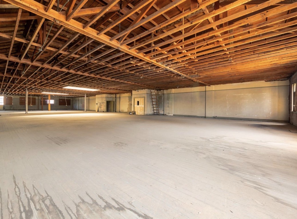 230 North California Street, Lodi, CA 95240