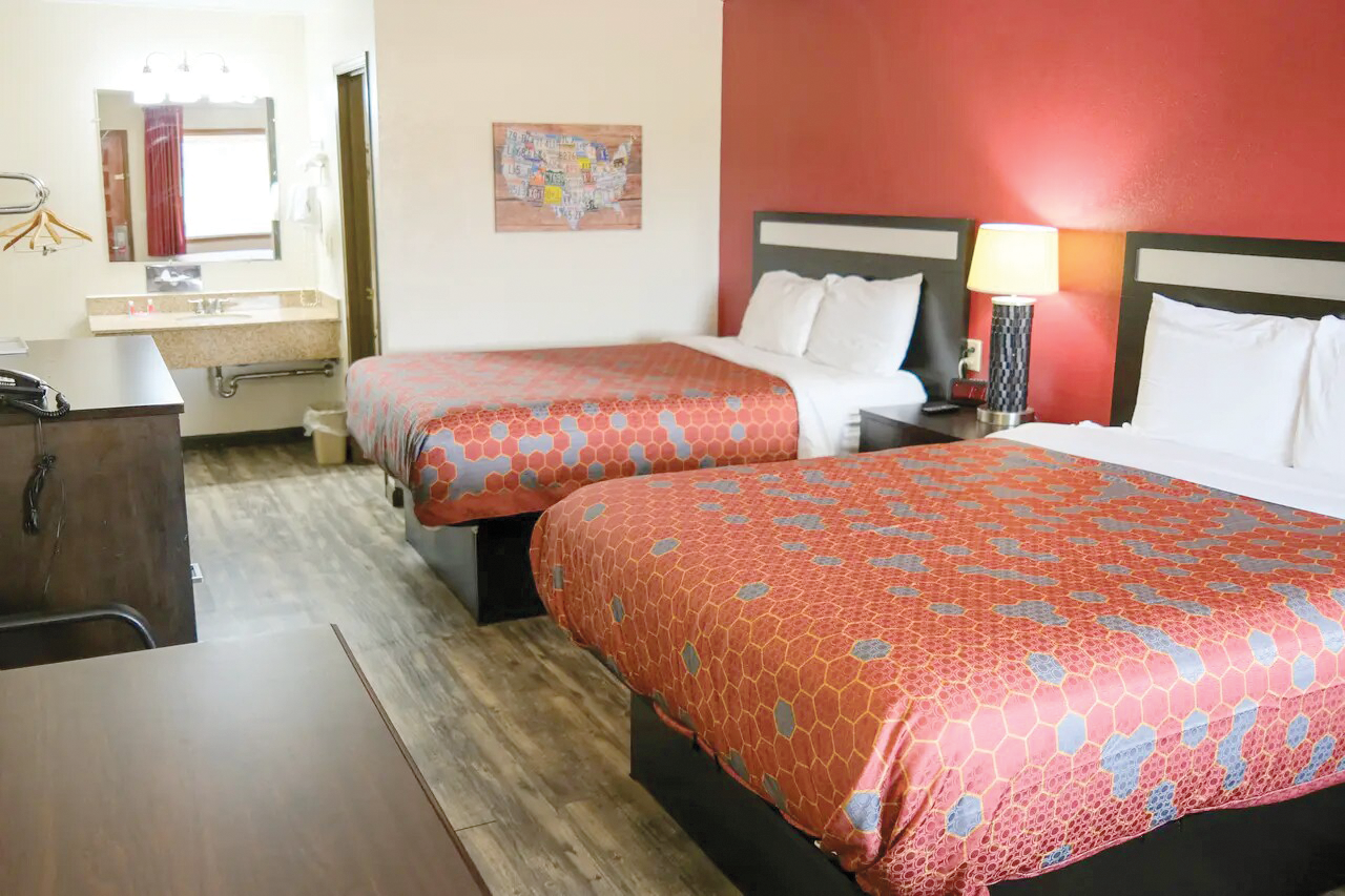 2137 Lincoln Way East, Wooster, OH 44691