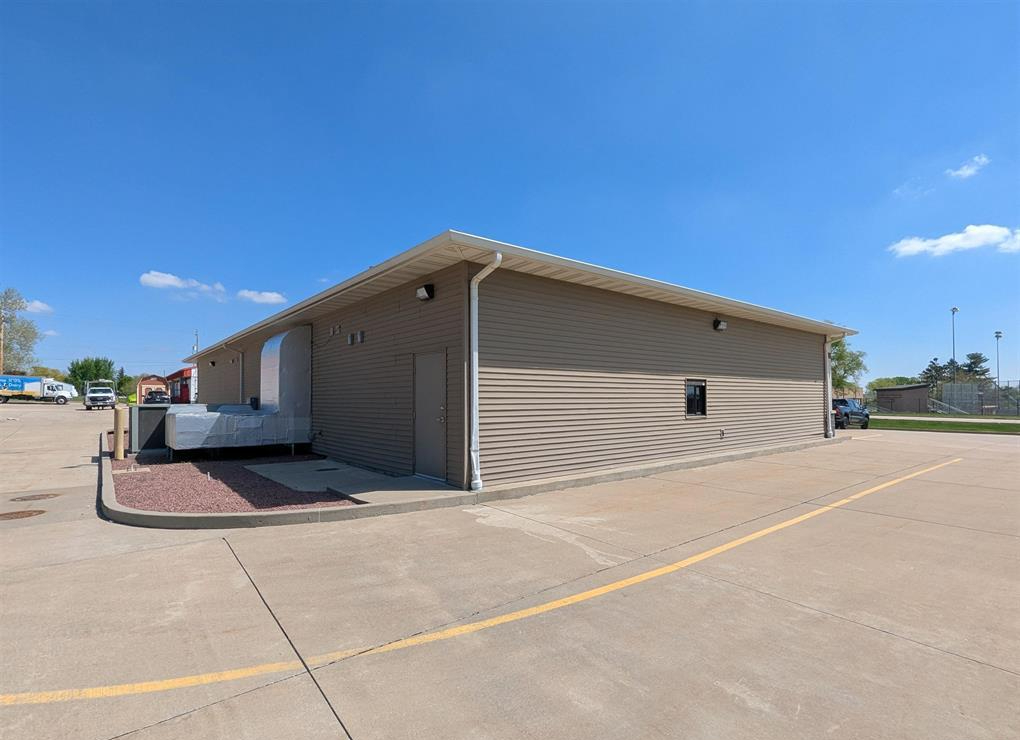 407 South 4th Street, Dunlap, IL 61525