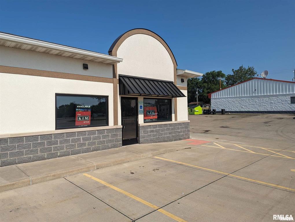 407 South 4th Street, Dunlap, IL 61525