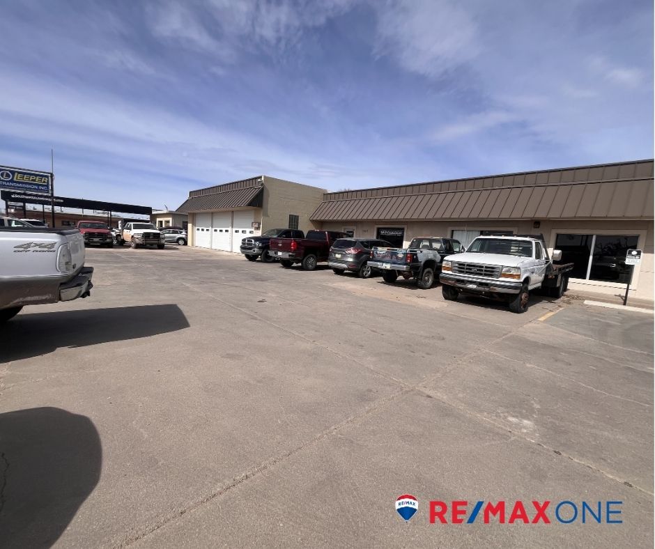 1107 East Fulton Street, Garden City, KS 67846