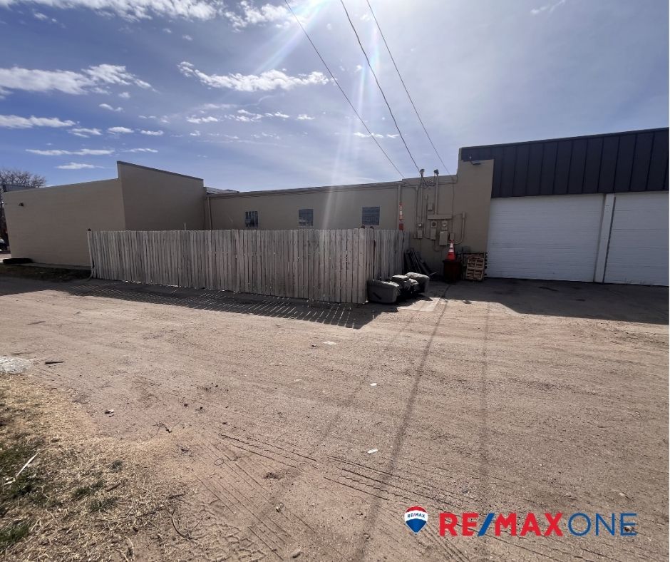 1107 East Fulton Street, Garden City, KS 67846