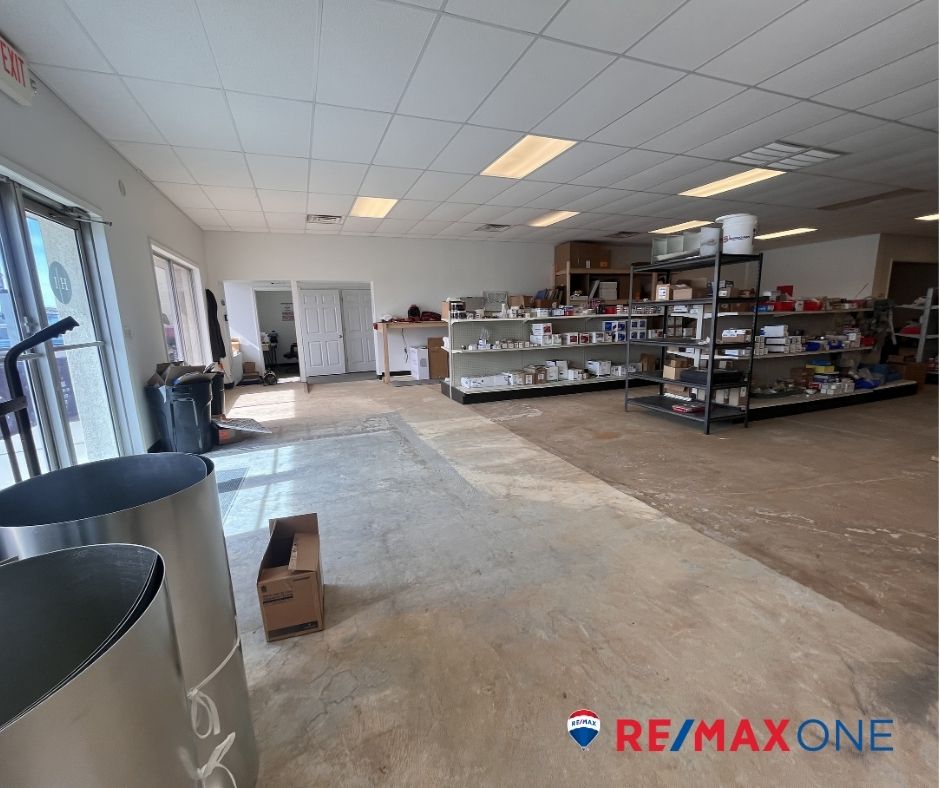 1107 East Fulton Street, Garden City, KS 67846