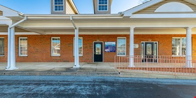 Turnkey Medical & Professional Office | 2,498 SF
