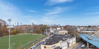 310 Columbia Rd, Boston, MA 02121-3421