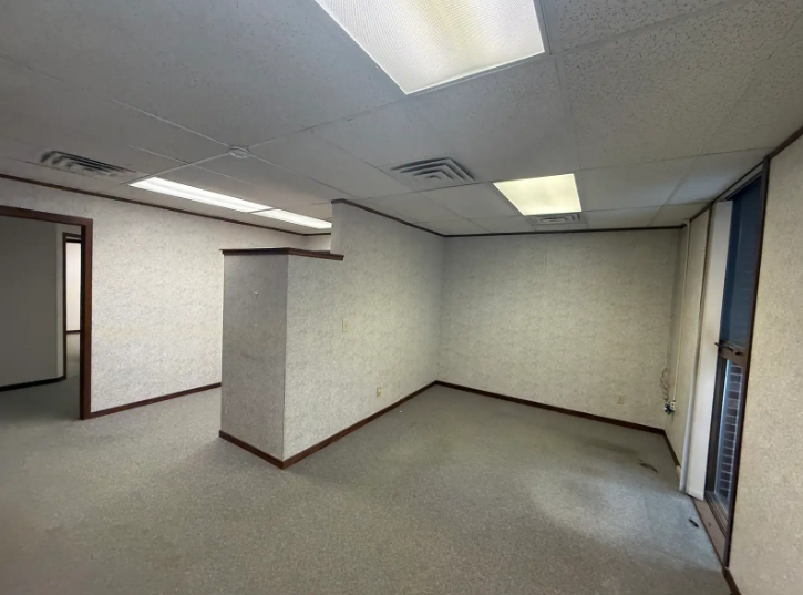 2145 University Park Drive, Okemos, MI 48864